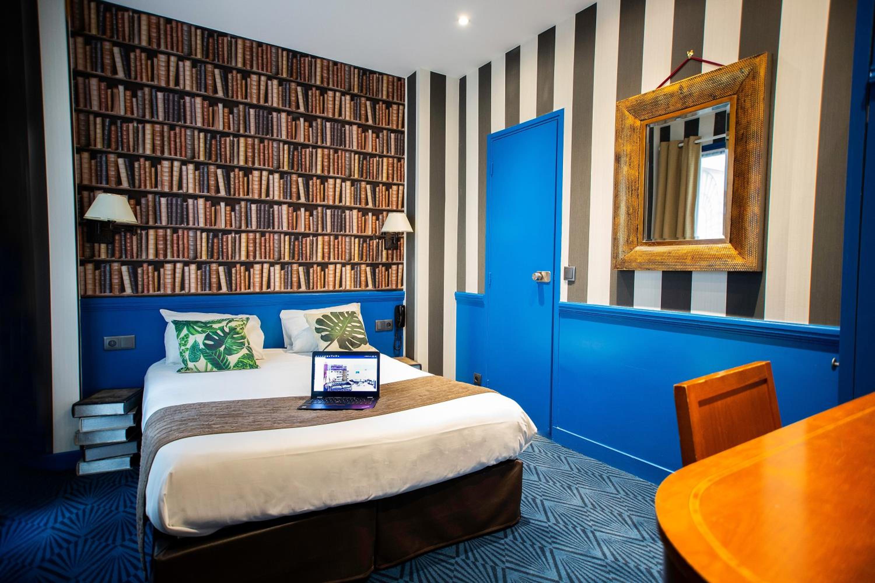 Double or Twin Room photo 3