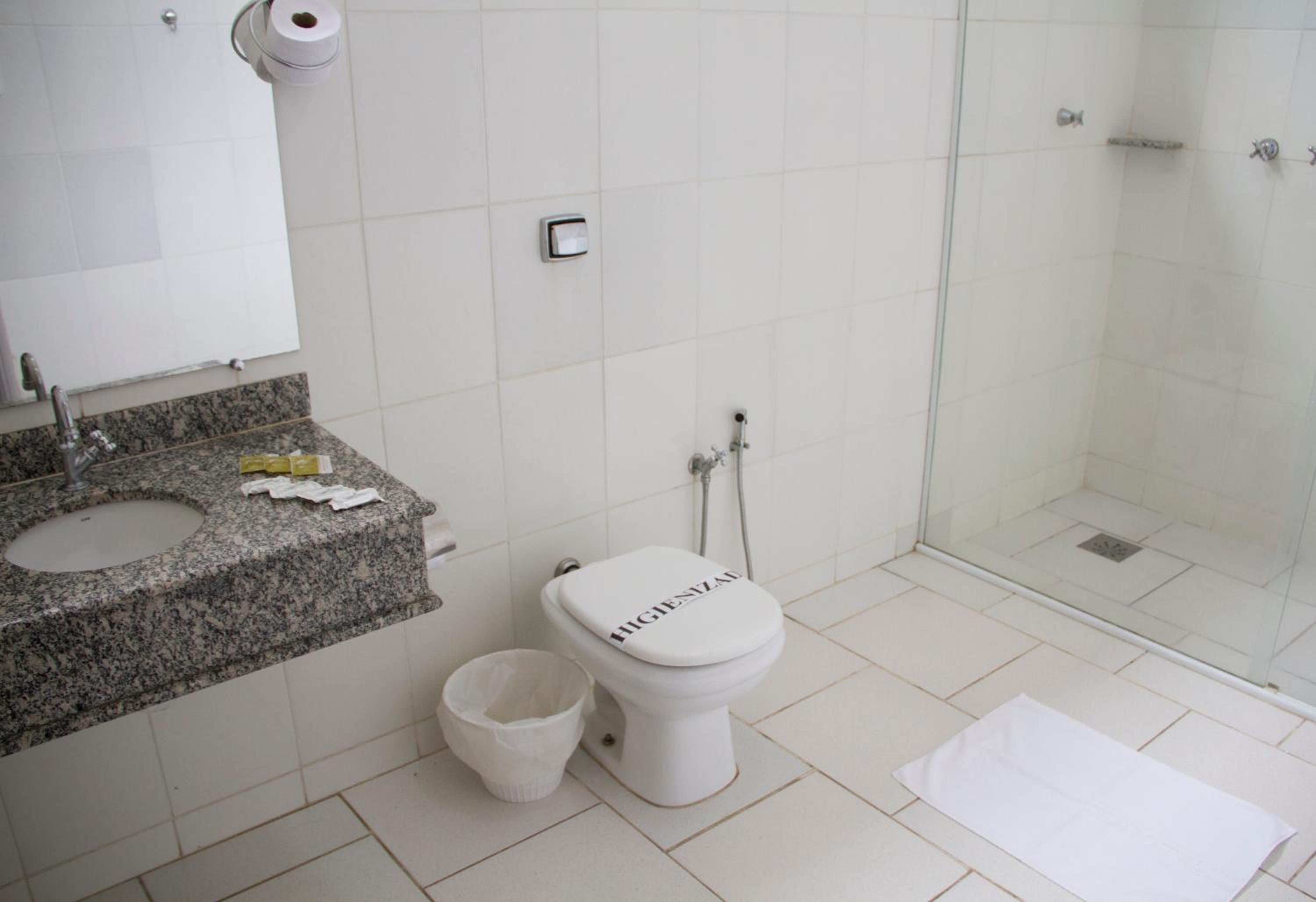 Suite - Photo 9
