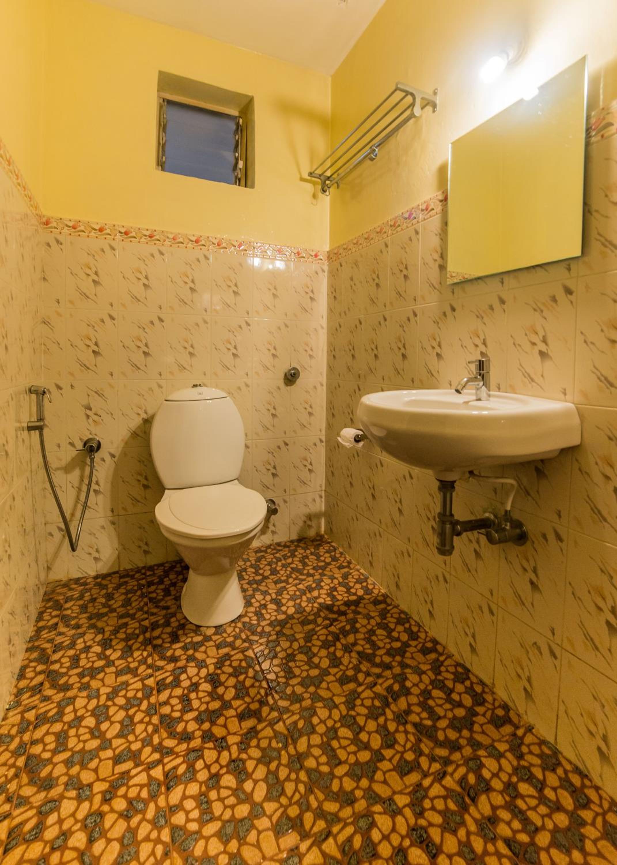 Quadruple Room - Photo 10