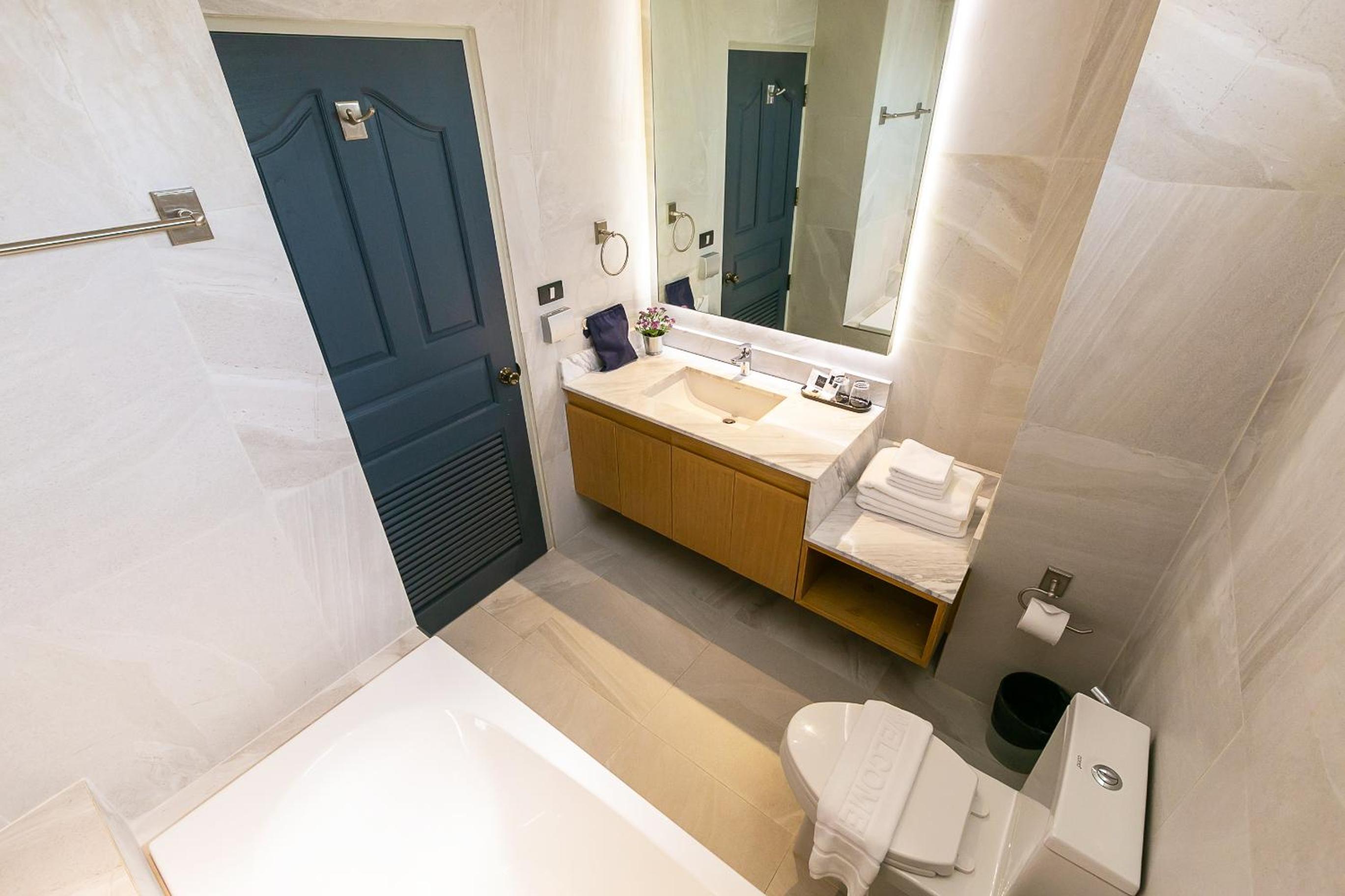 Presidential Suite Special Rate photo 3