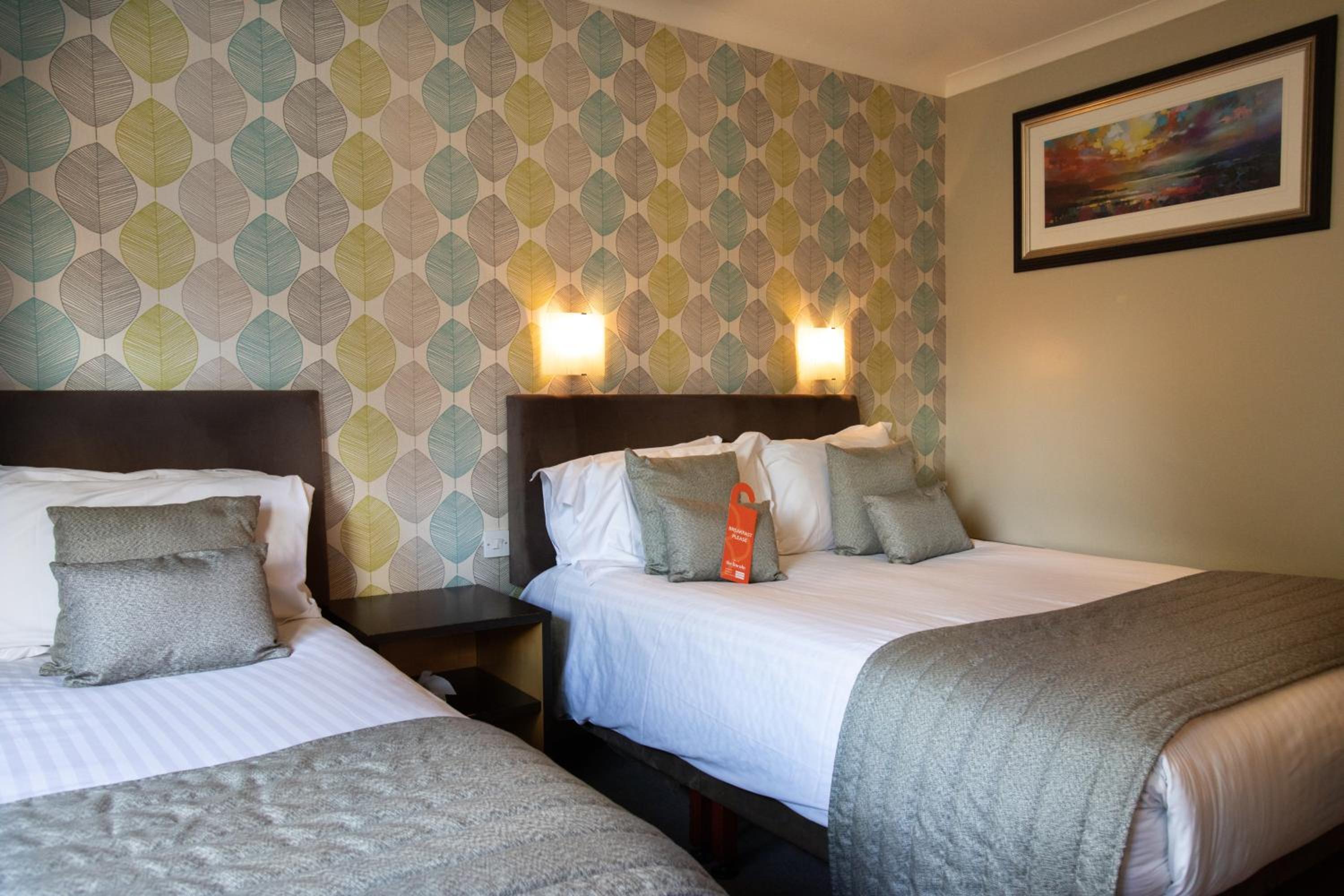 Standard Room with one double and one single bed