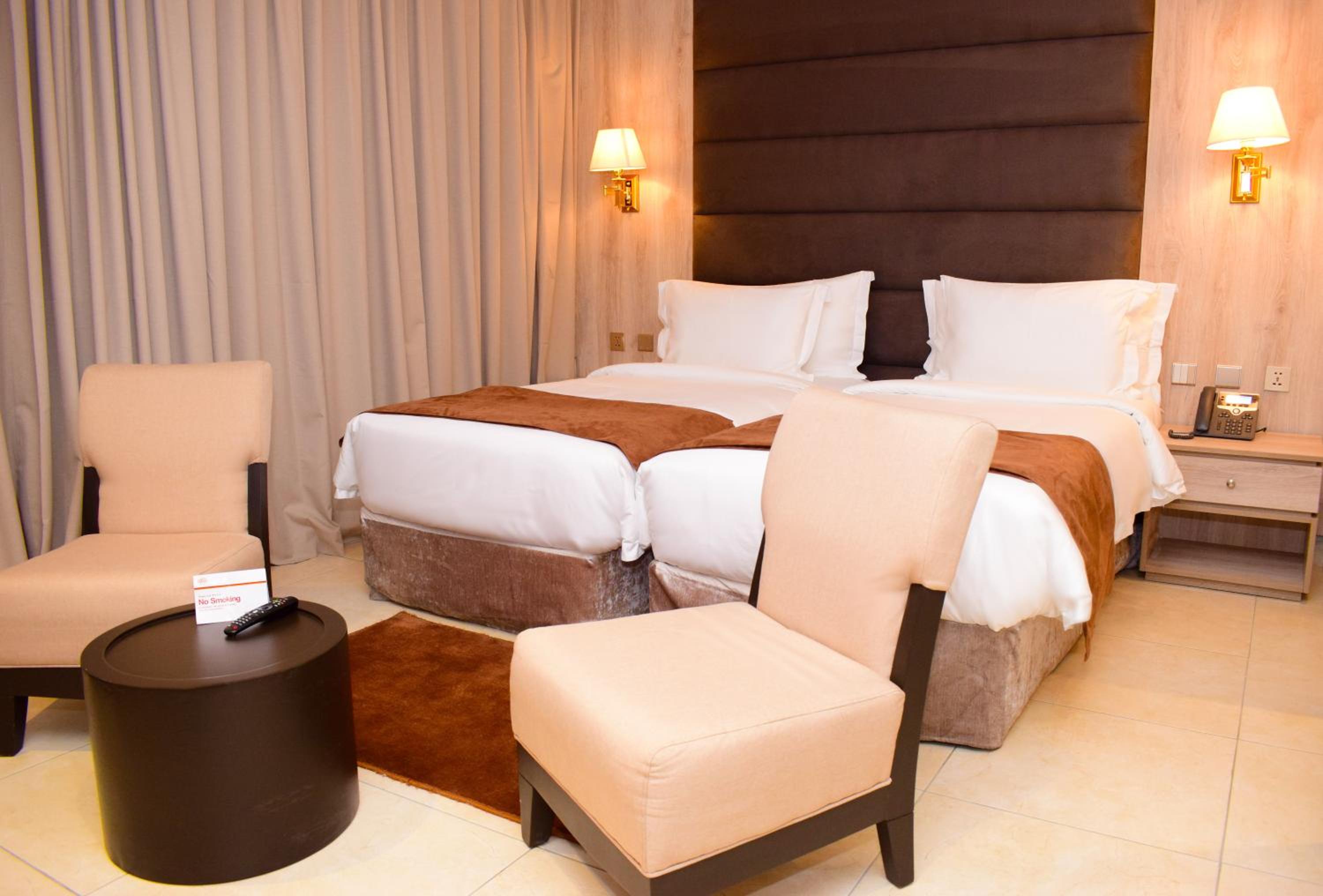 Deluxe Twin Room - Photo 1