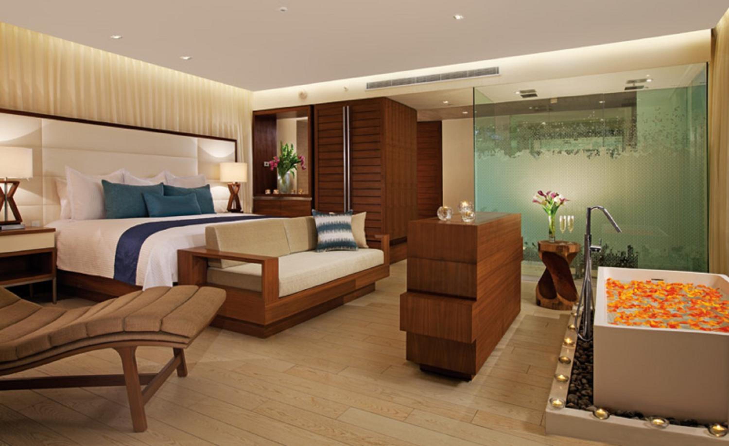 Honeymoon Suite Ocean Front