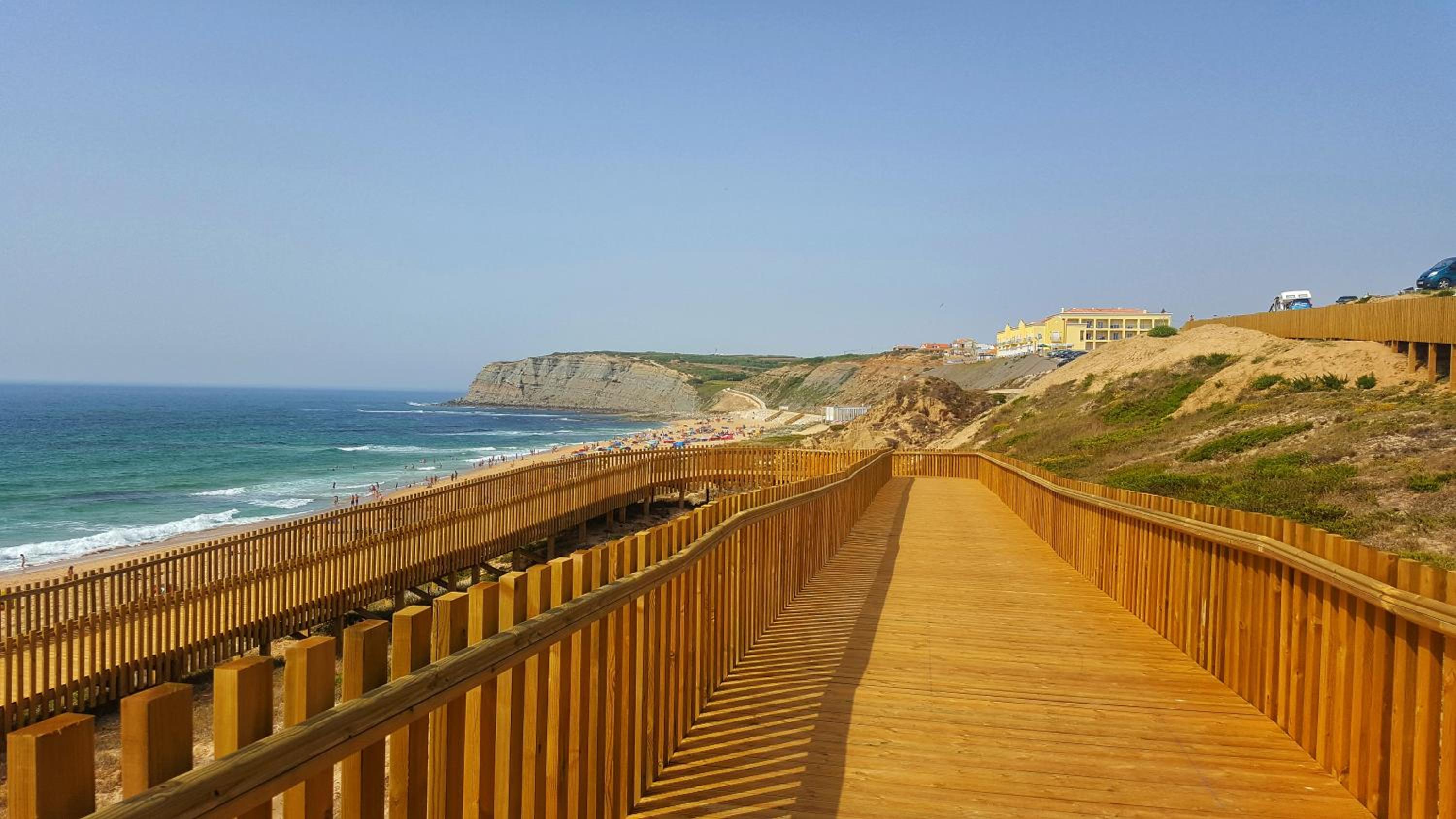 One-Bedroom Apartment with Sea View - Photo 9