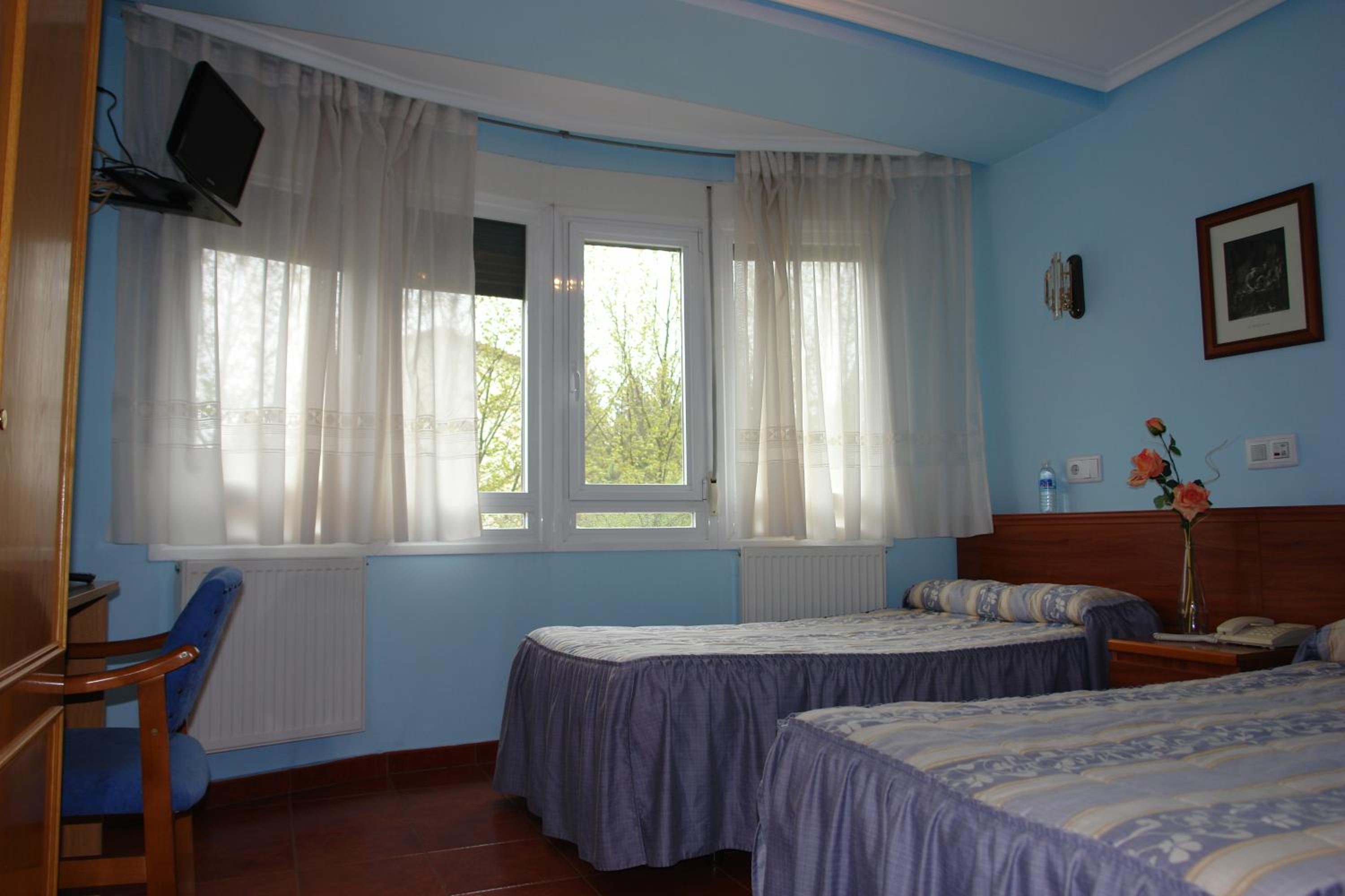 Double Room - Photo 20