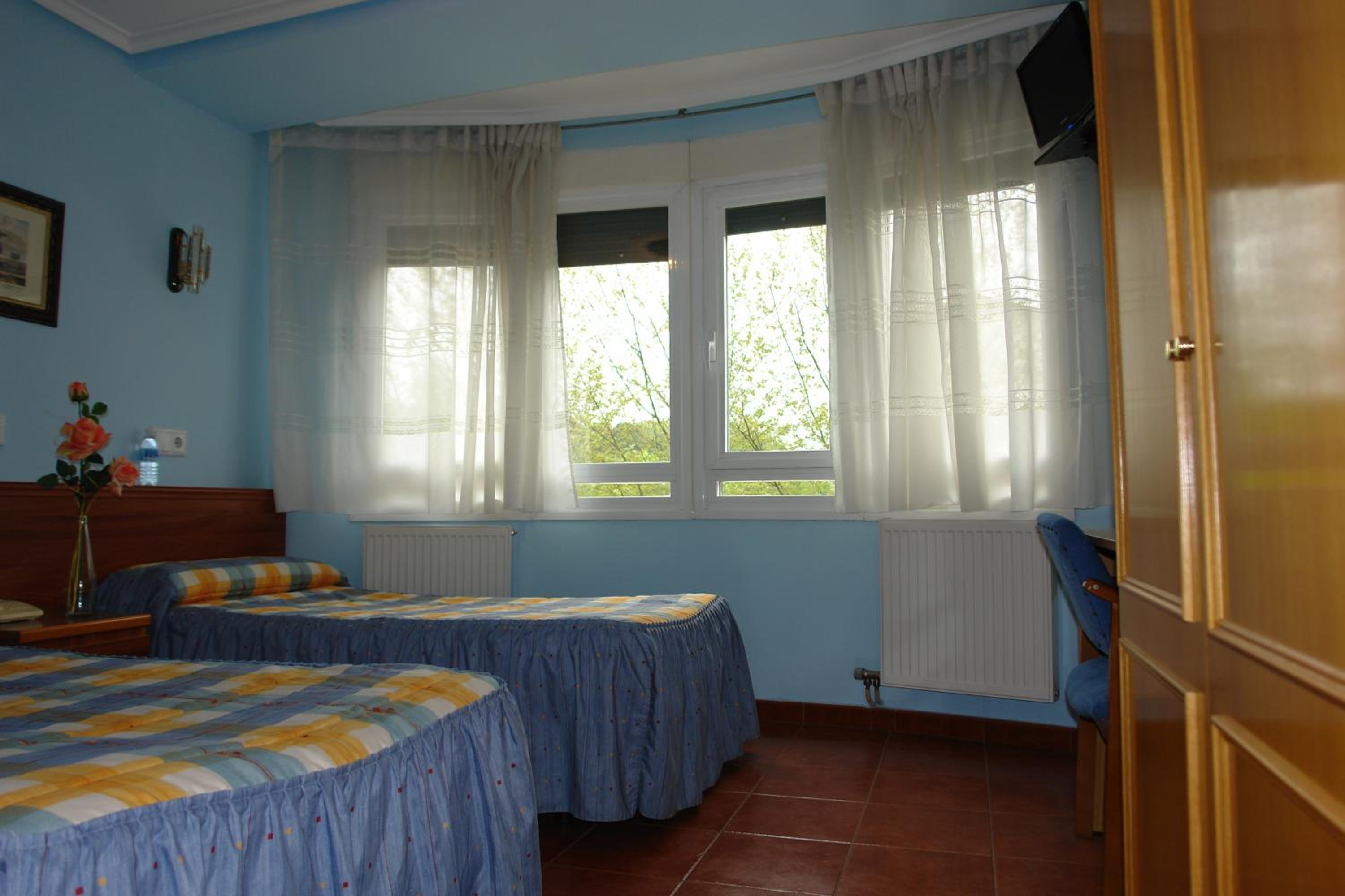 Double Room - Photo 22