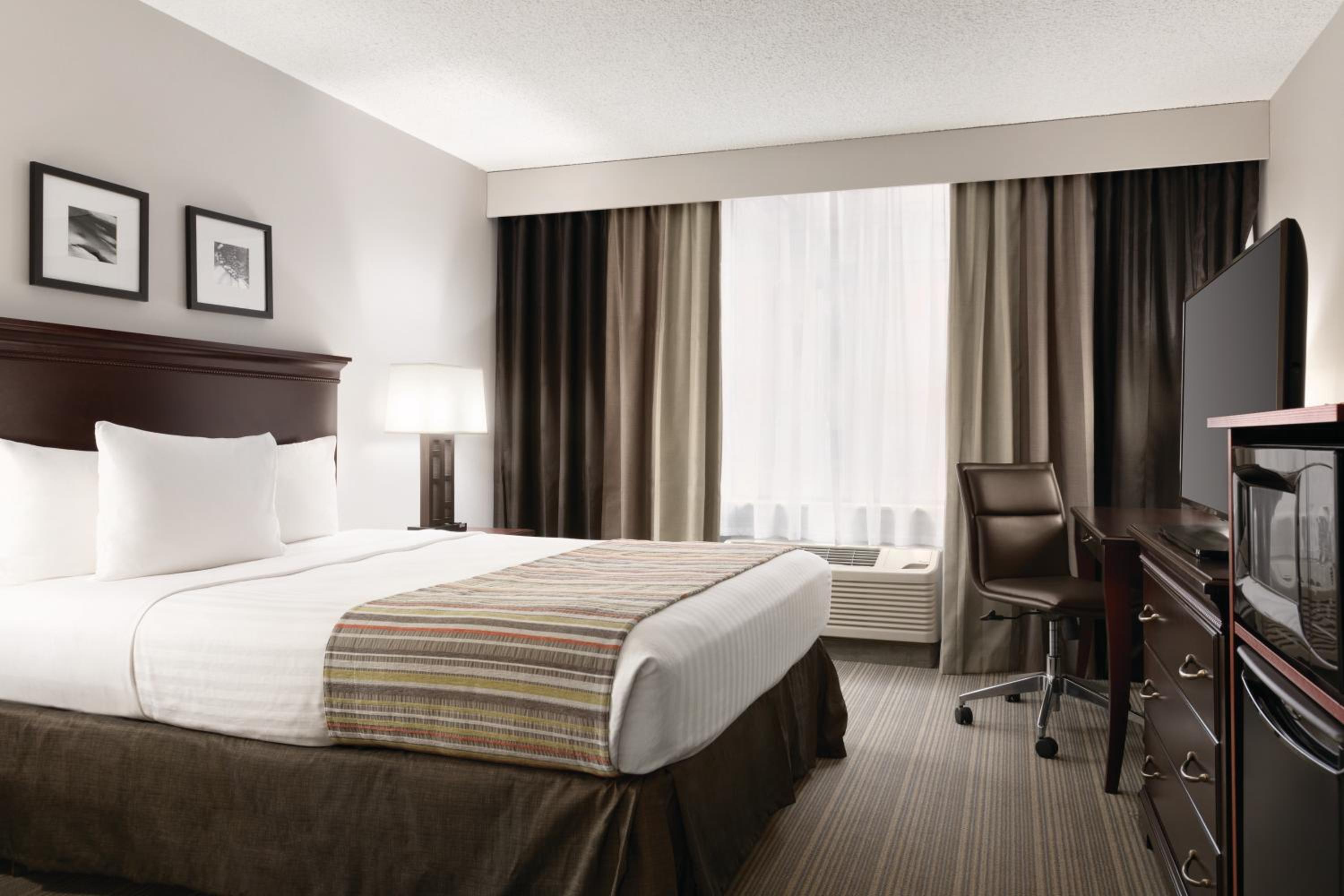 Queen Room - Disability Access/Non-Smoking - Photo 1