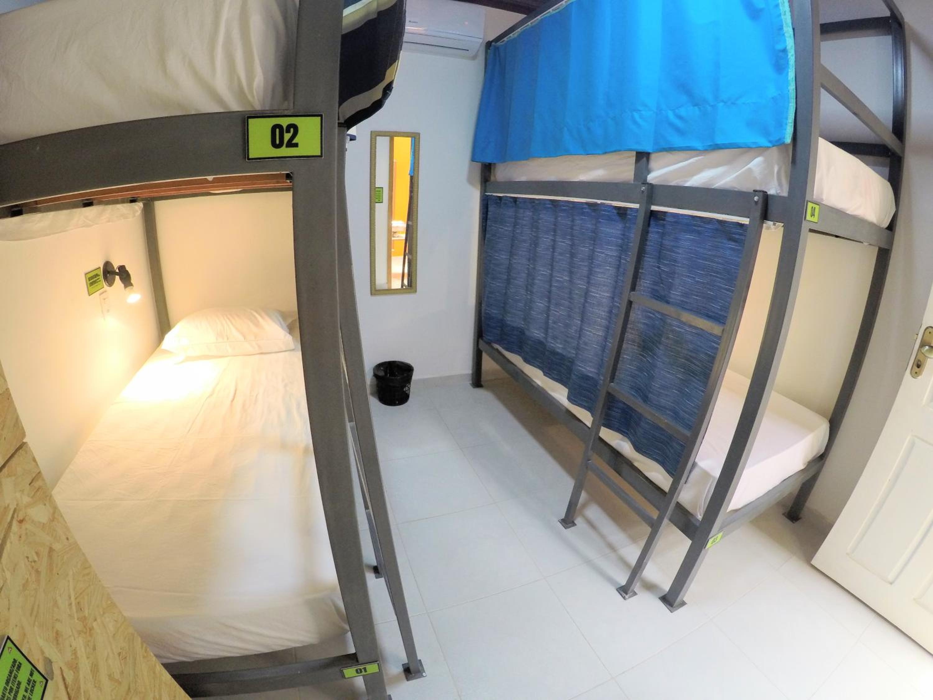 Bed In 4-Bed Mixed Dormitory Room photo 2
