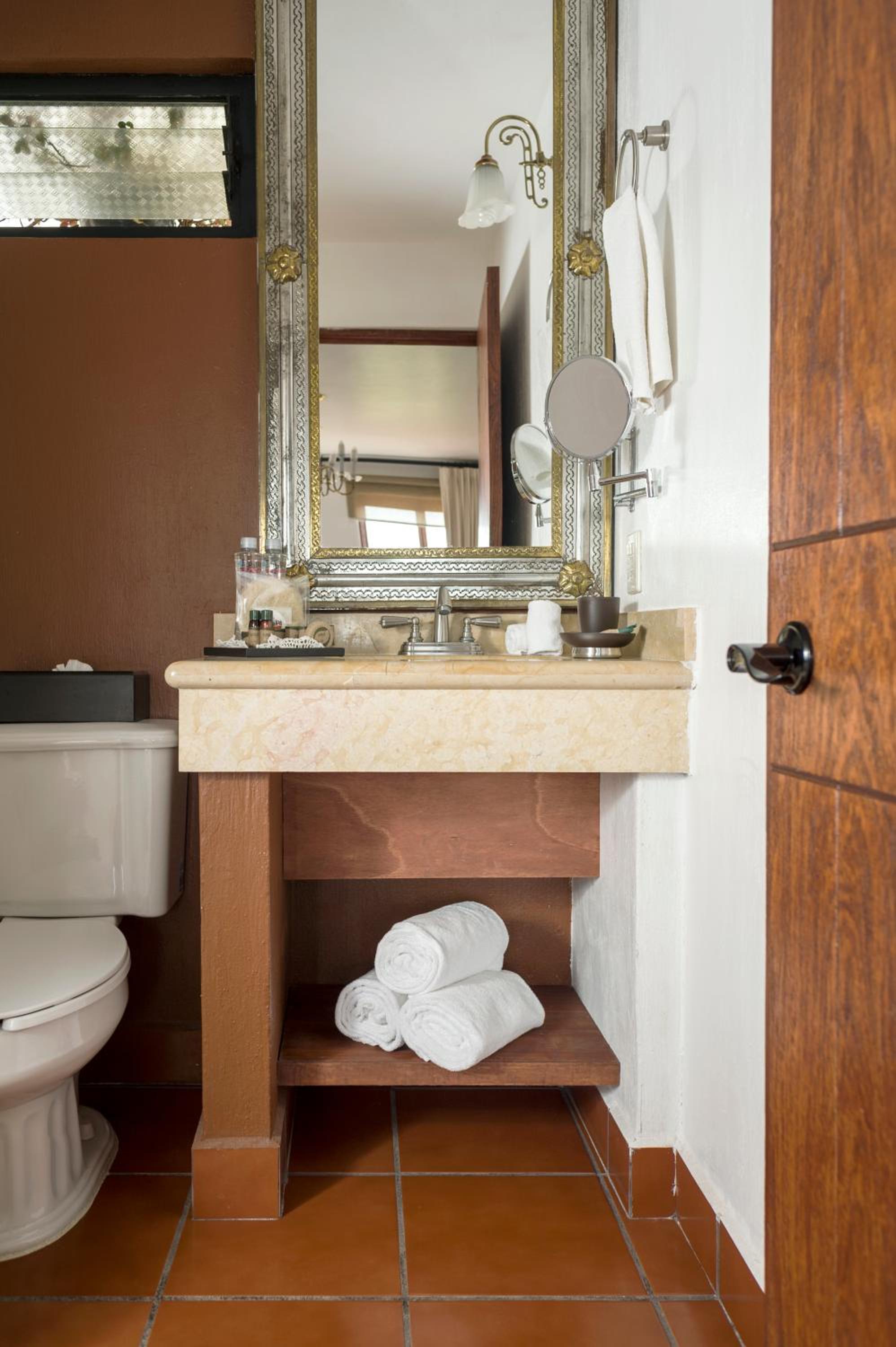 Deluxe King Room photo 3