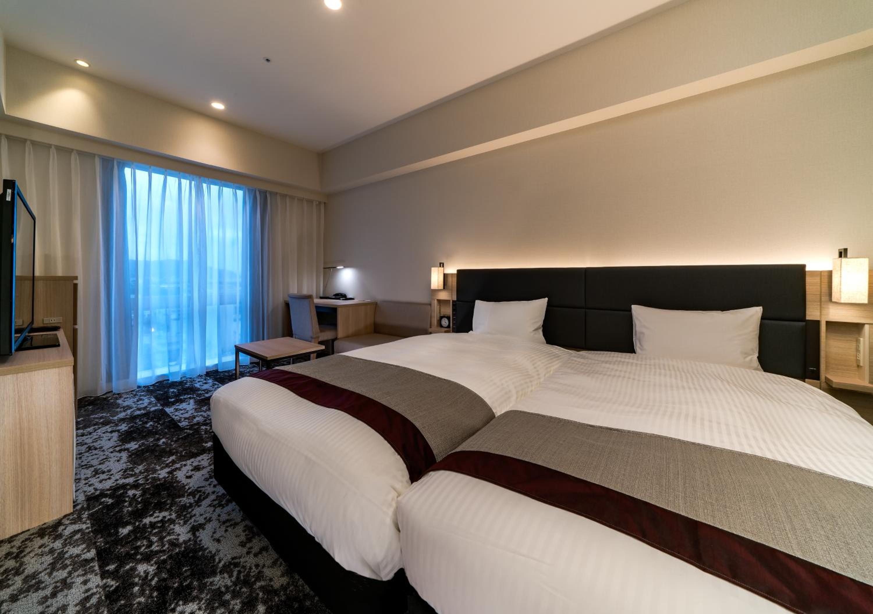 Standard Twin Room - Non-Smoking