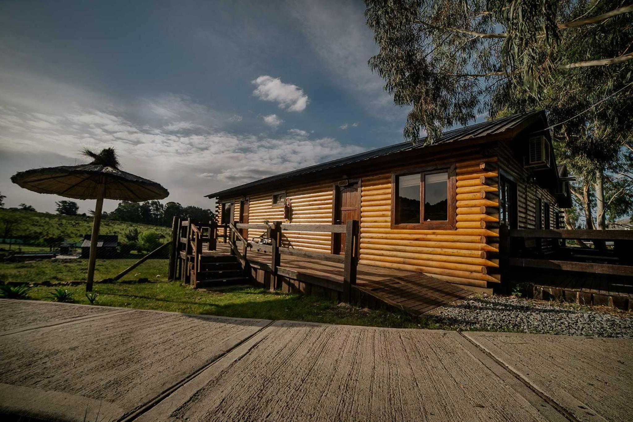 Cabin (2 Adults) photo 2