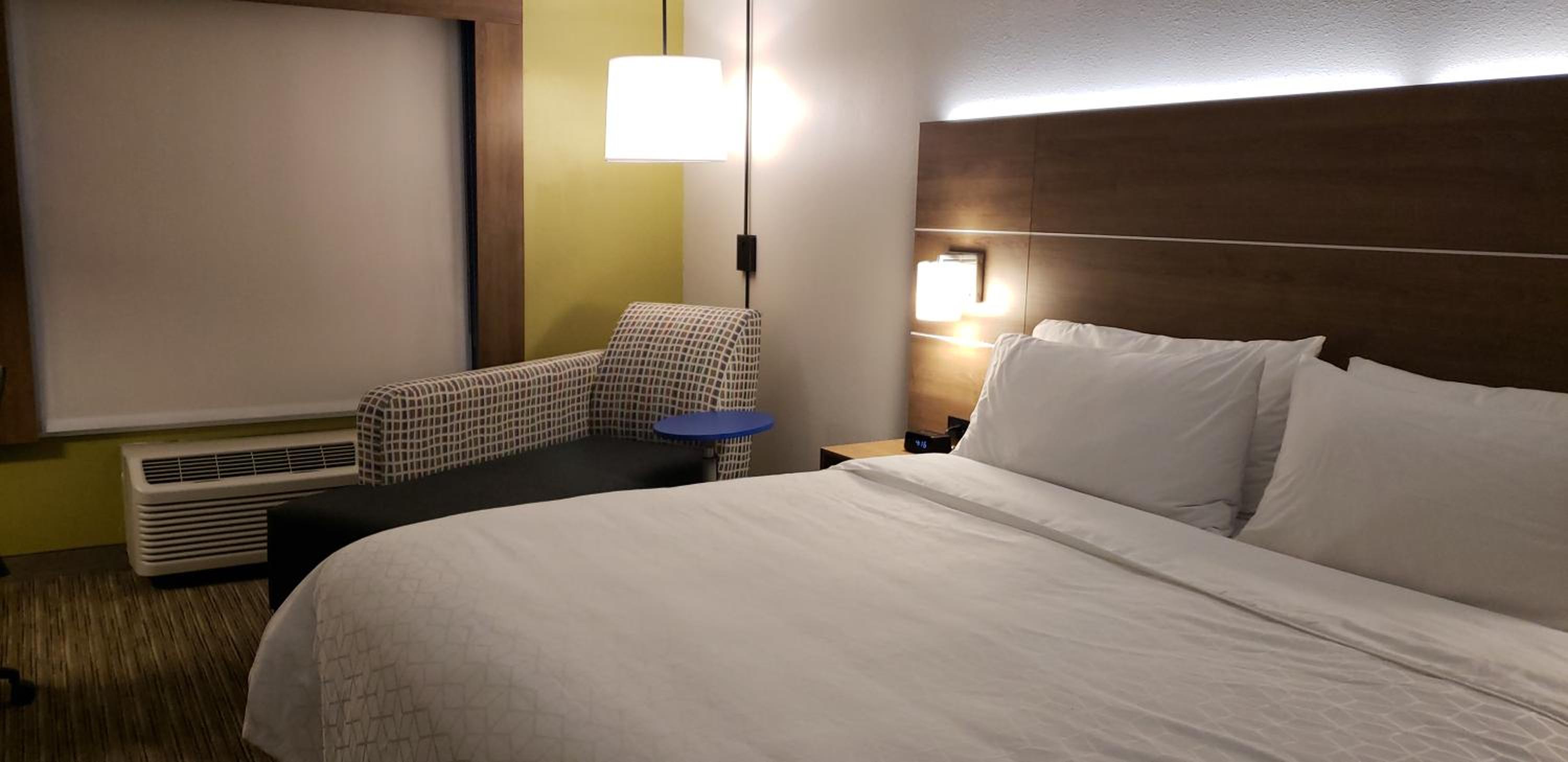Standard Room - Photo 14