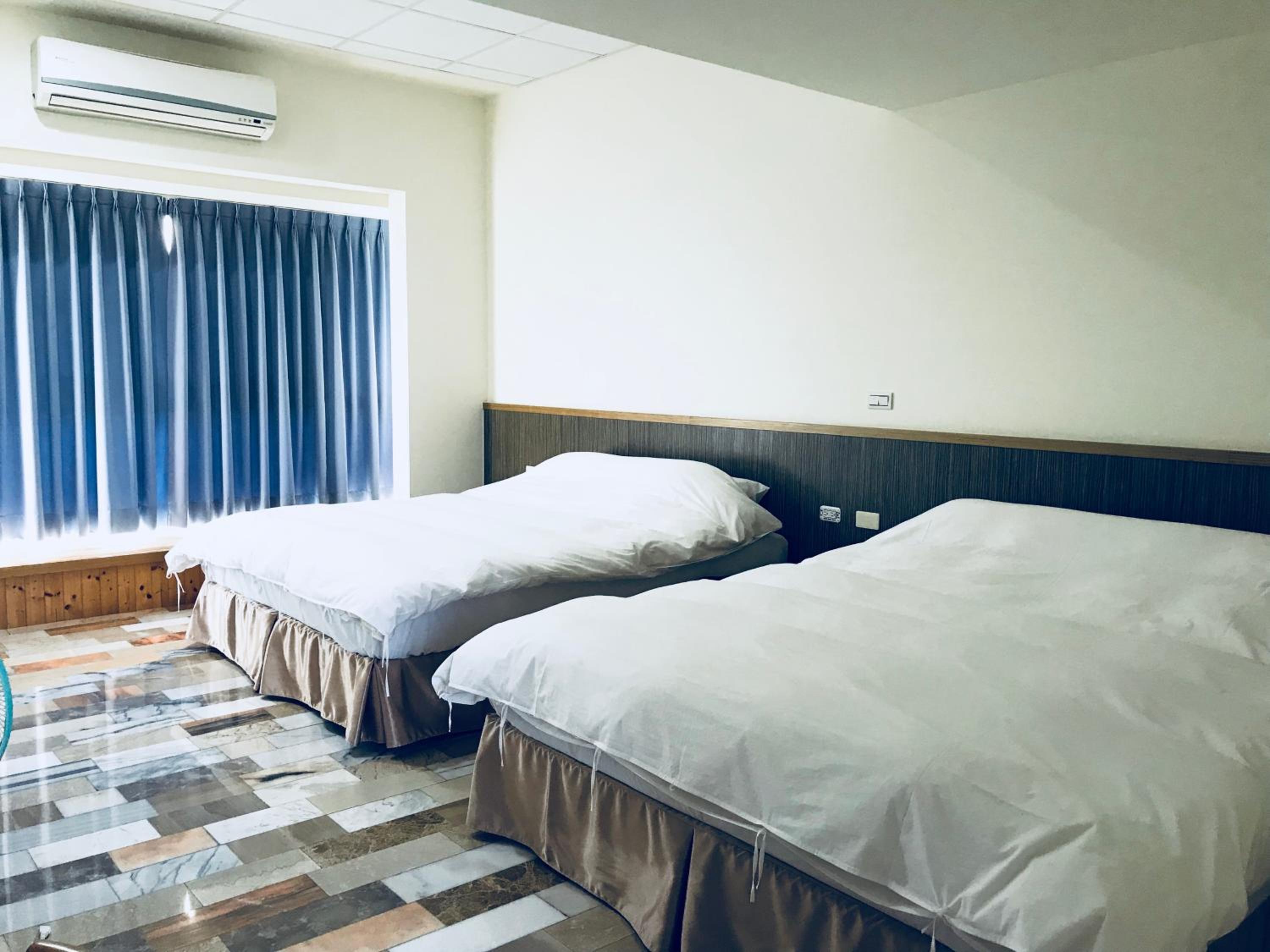 Standard Quadruple Room photo 3