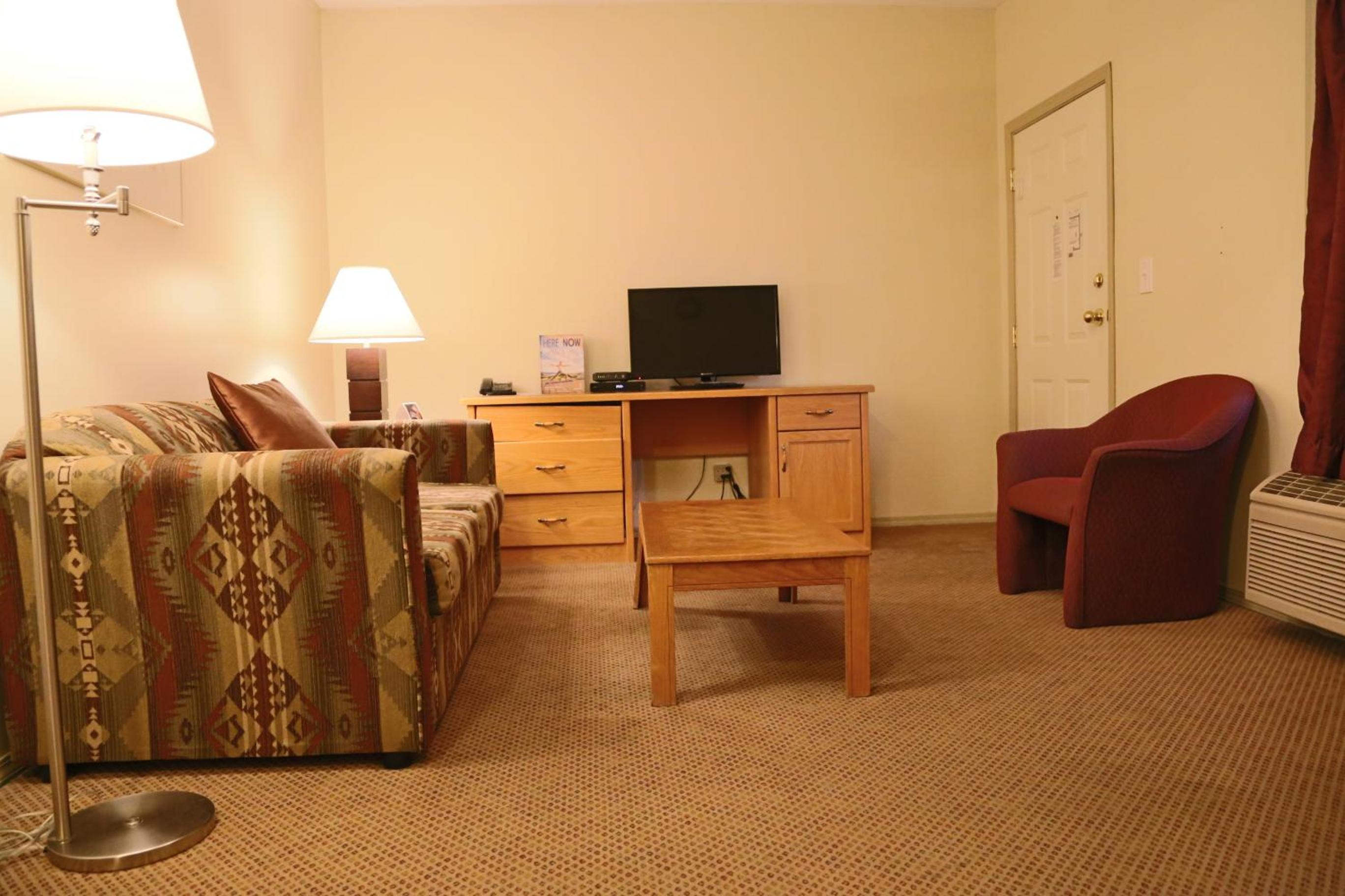 Deluxe Two-Bedroom Suite - Non Pet Friendly photo 1