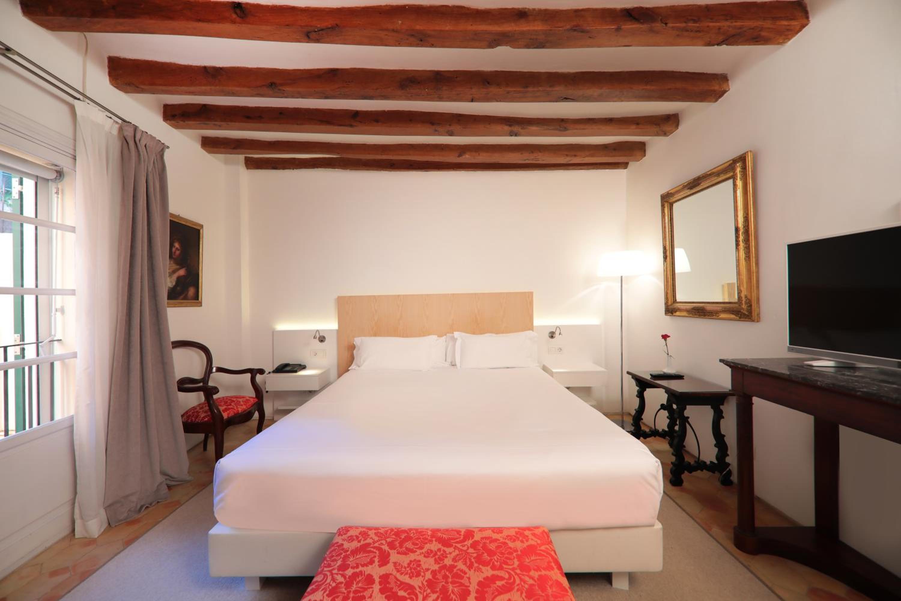Double Room thumbnail 5