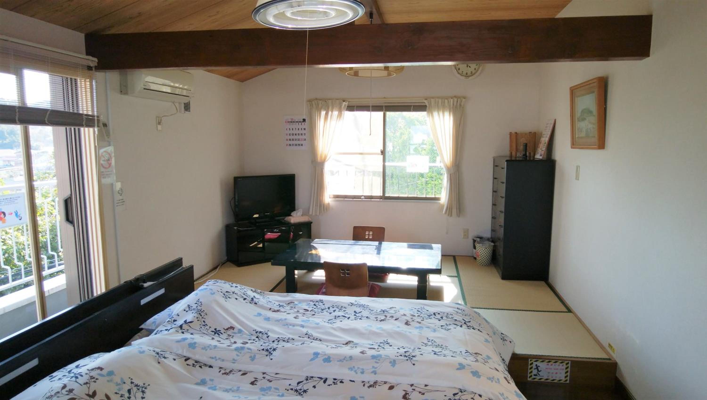 Economy Quadruple Room photo 1