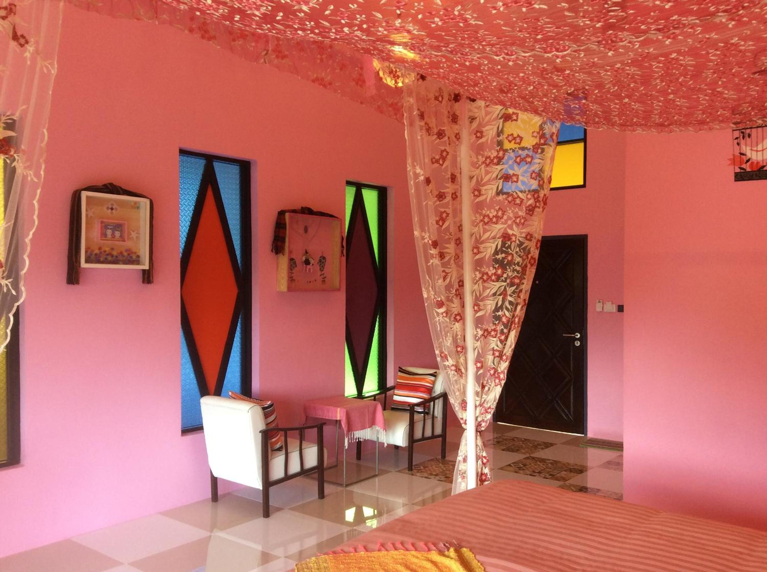 Deluxe Room - Photo 3