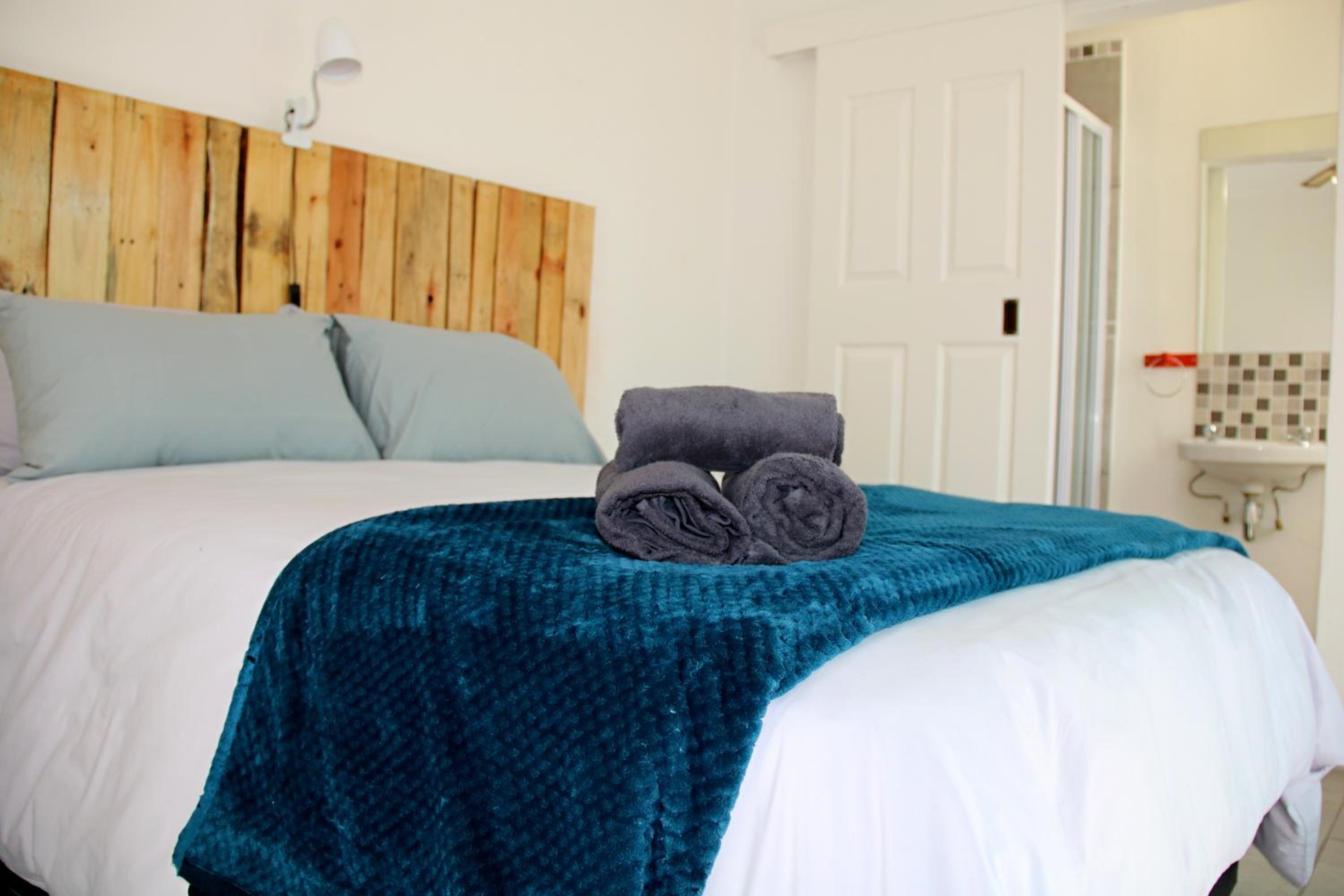 Double Room with Private Bathroom - Photo 1