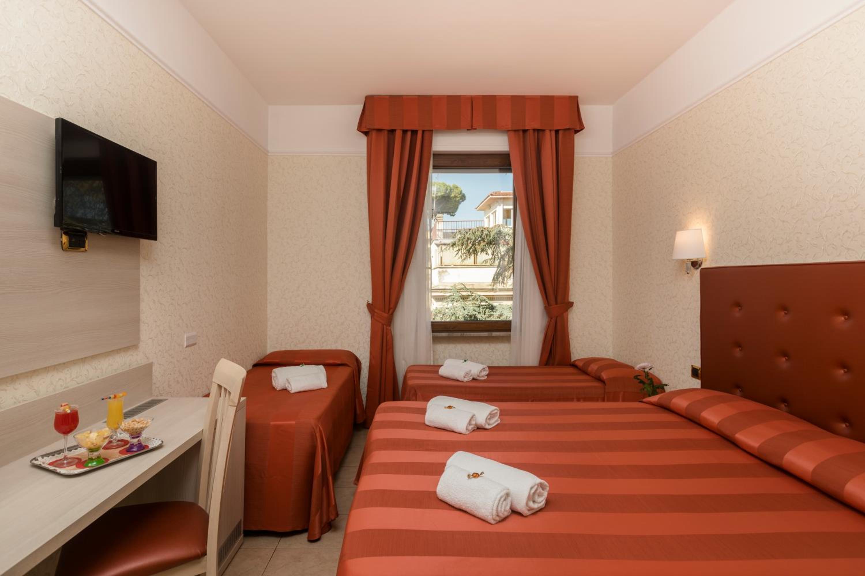 Quadruple Room photo 1