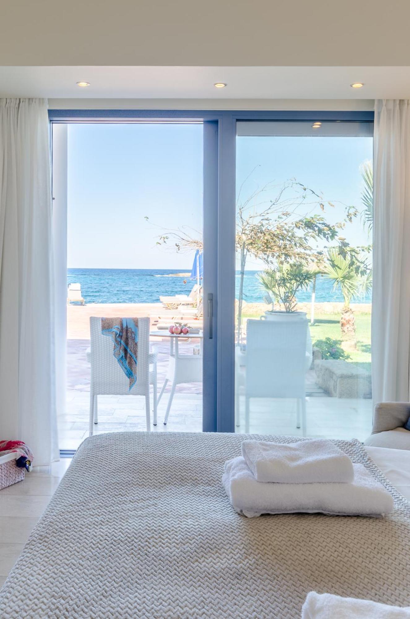 Studio with Sea View and Pool View - Ground Floor - Photo 5