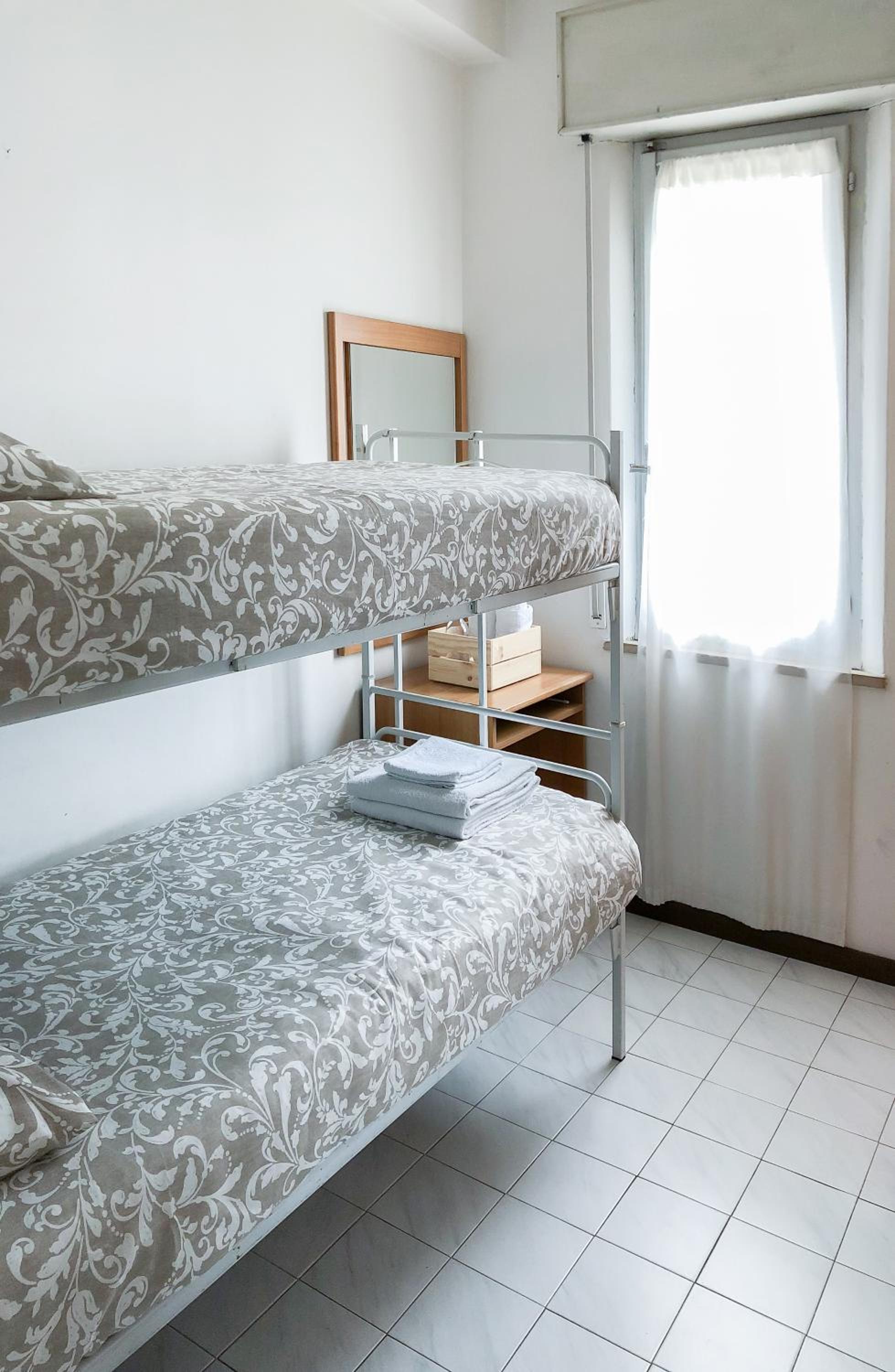 Standard Quadruple Room - Photo 3