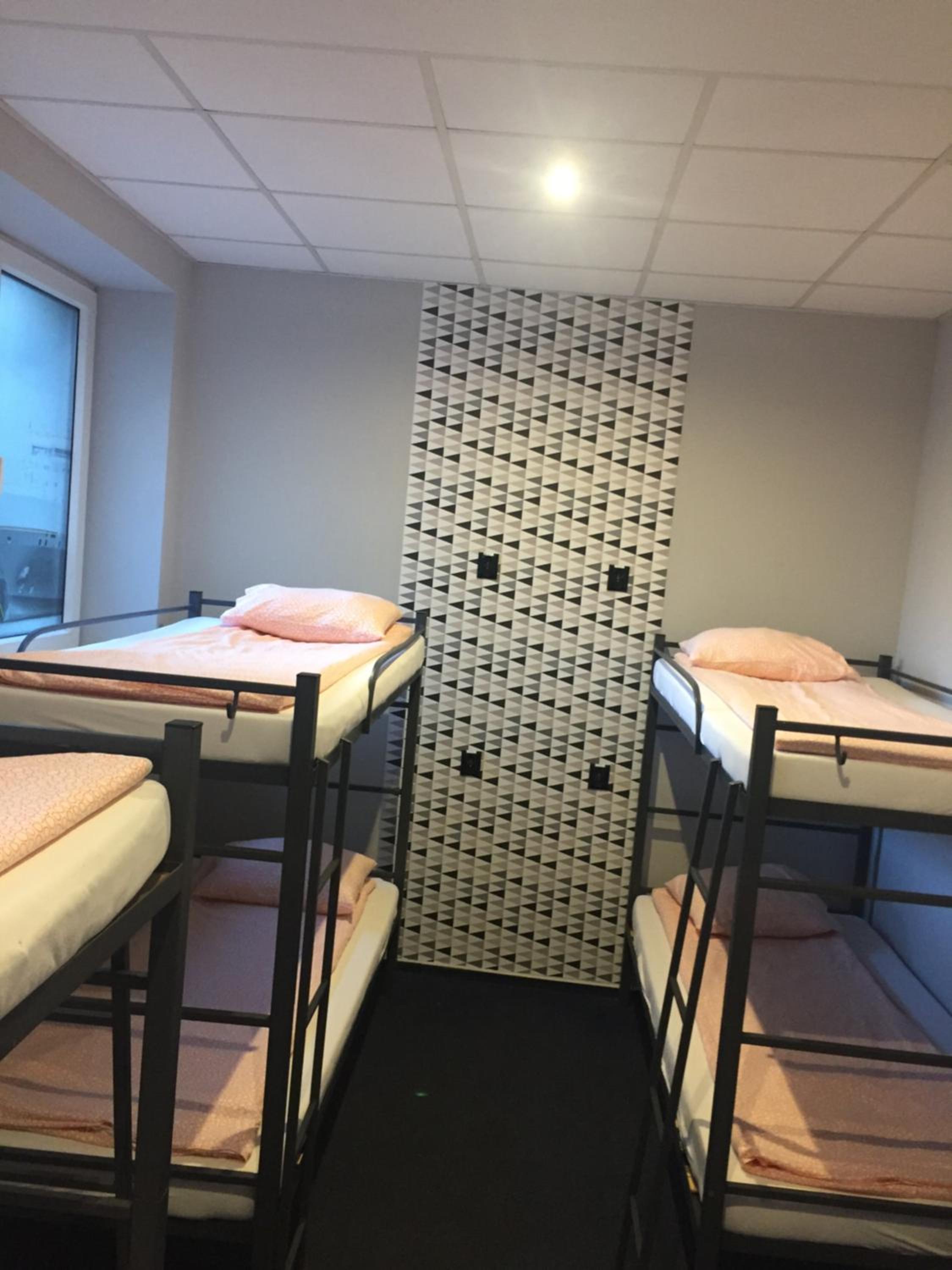 Bed in 6-Bed Dormitory Room photo 1
