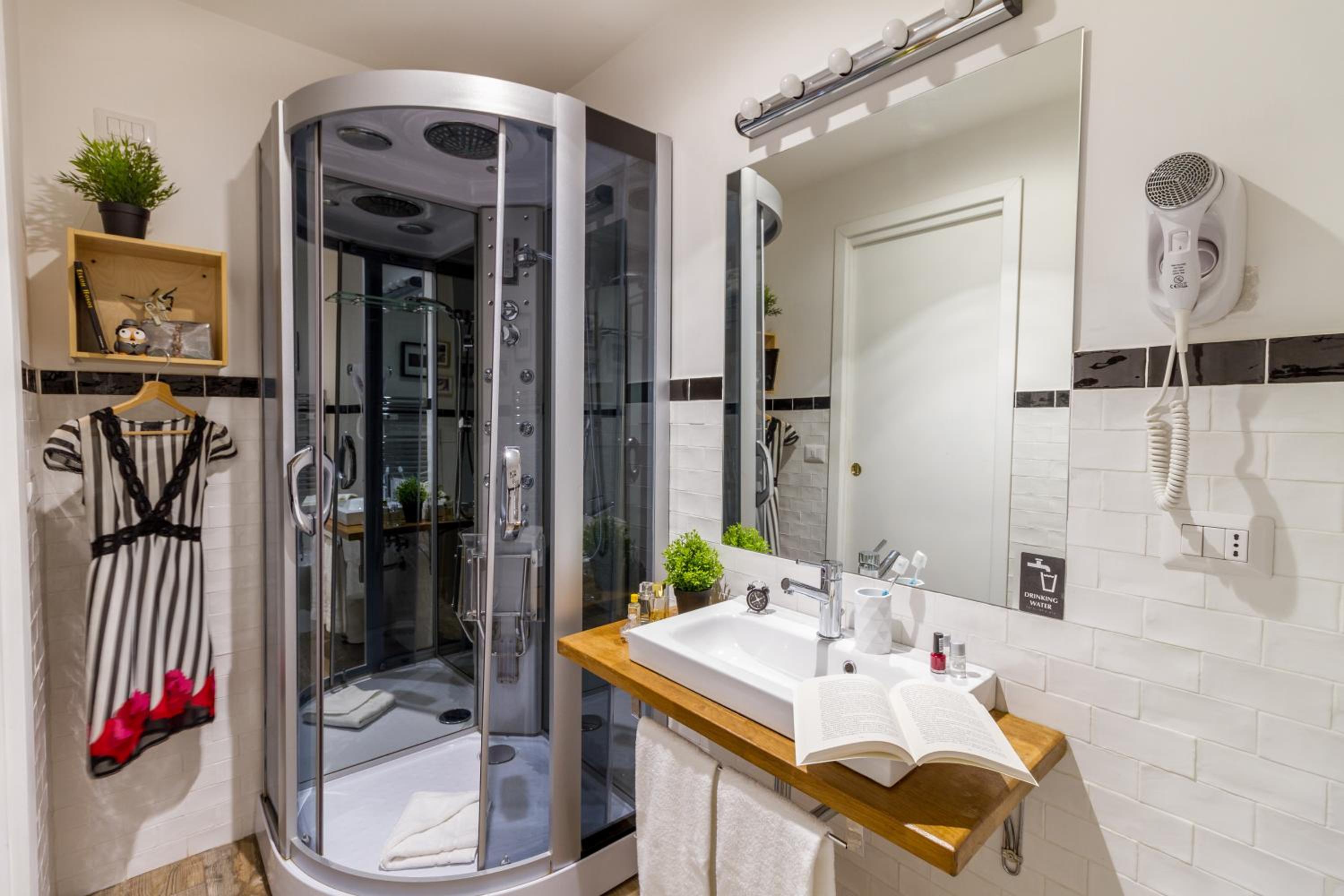 Suite photo 2