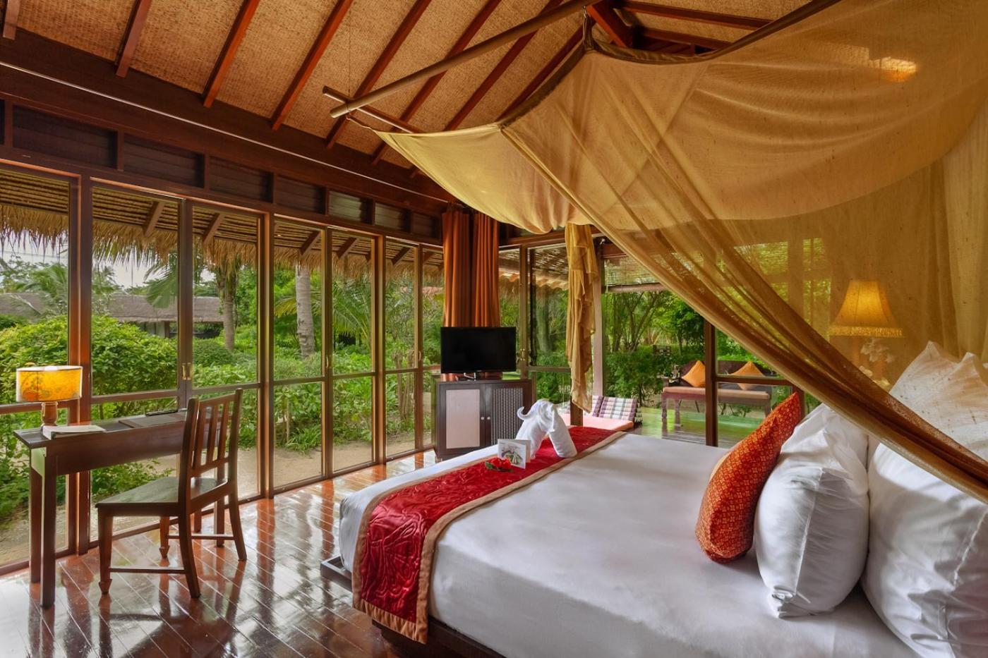Village Suite
