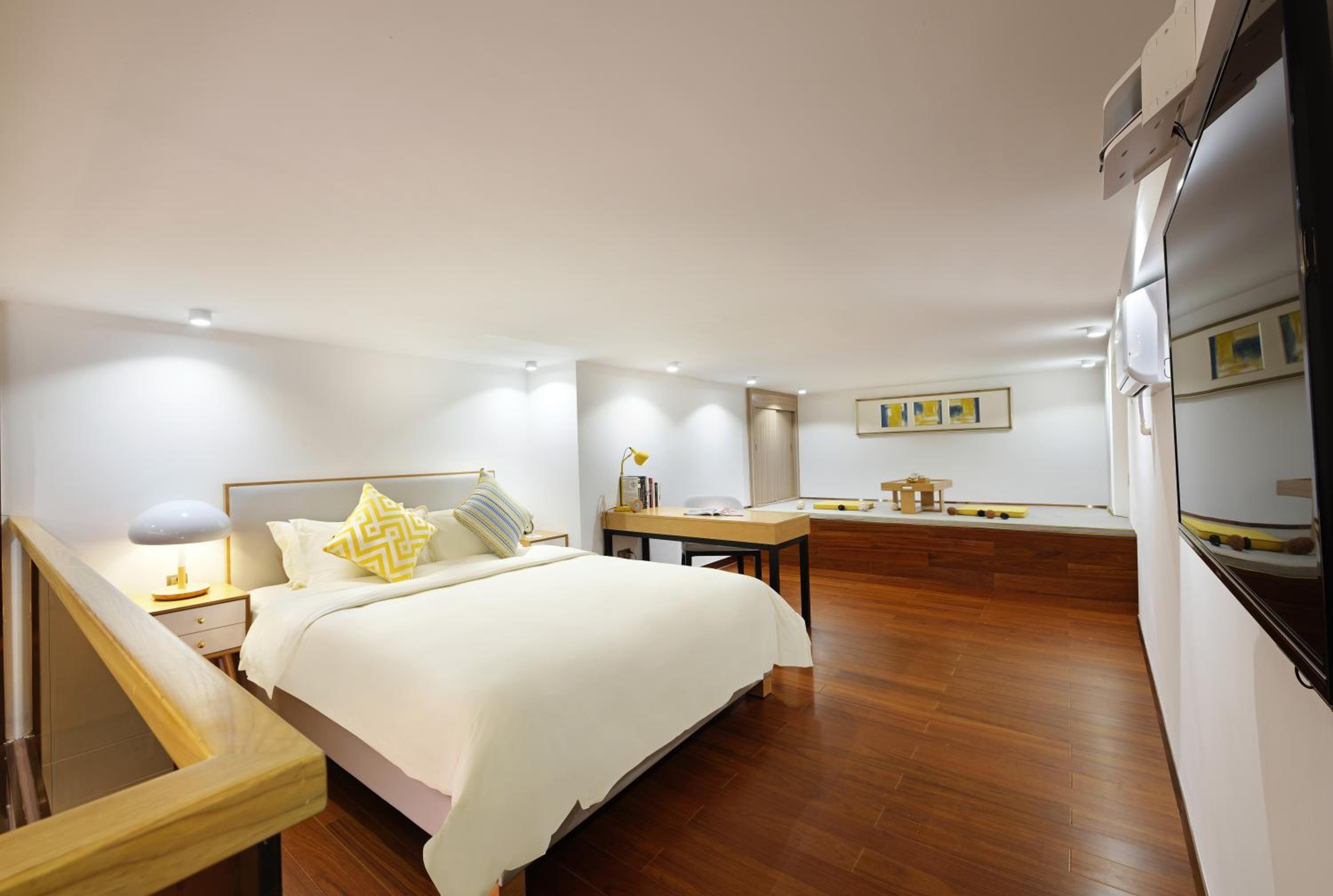 Nordic Duplex King bed photo 3