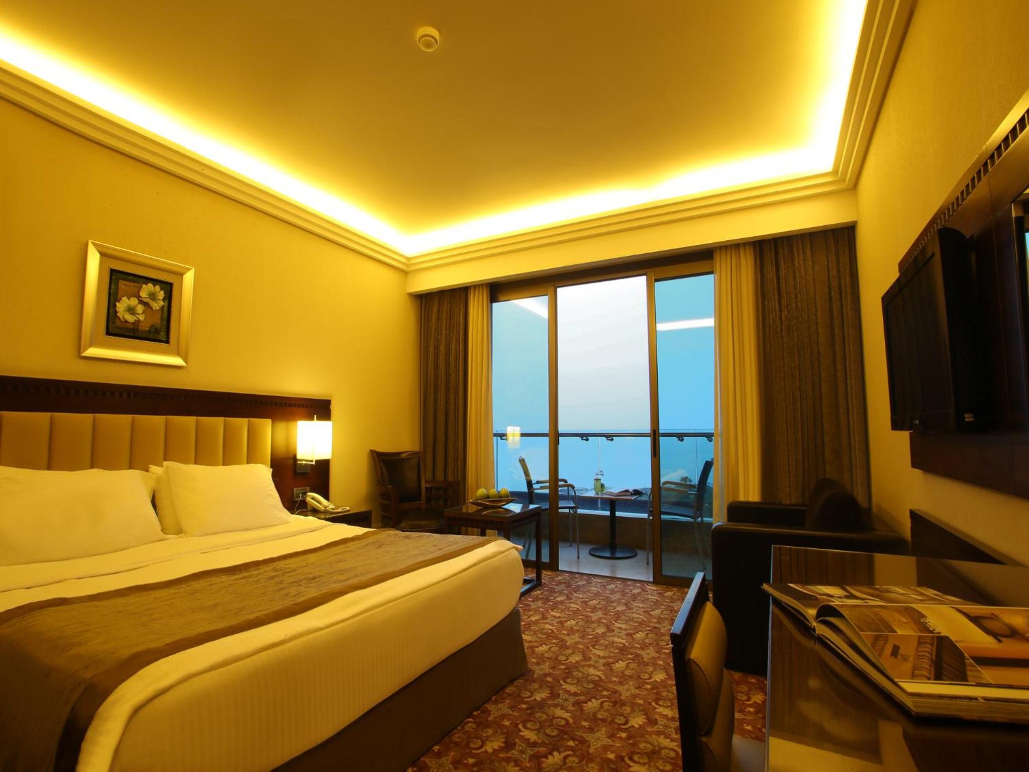 Presidential Suite Sea View with balcony