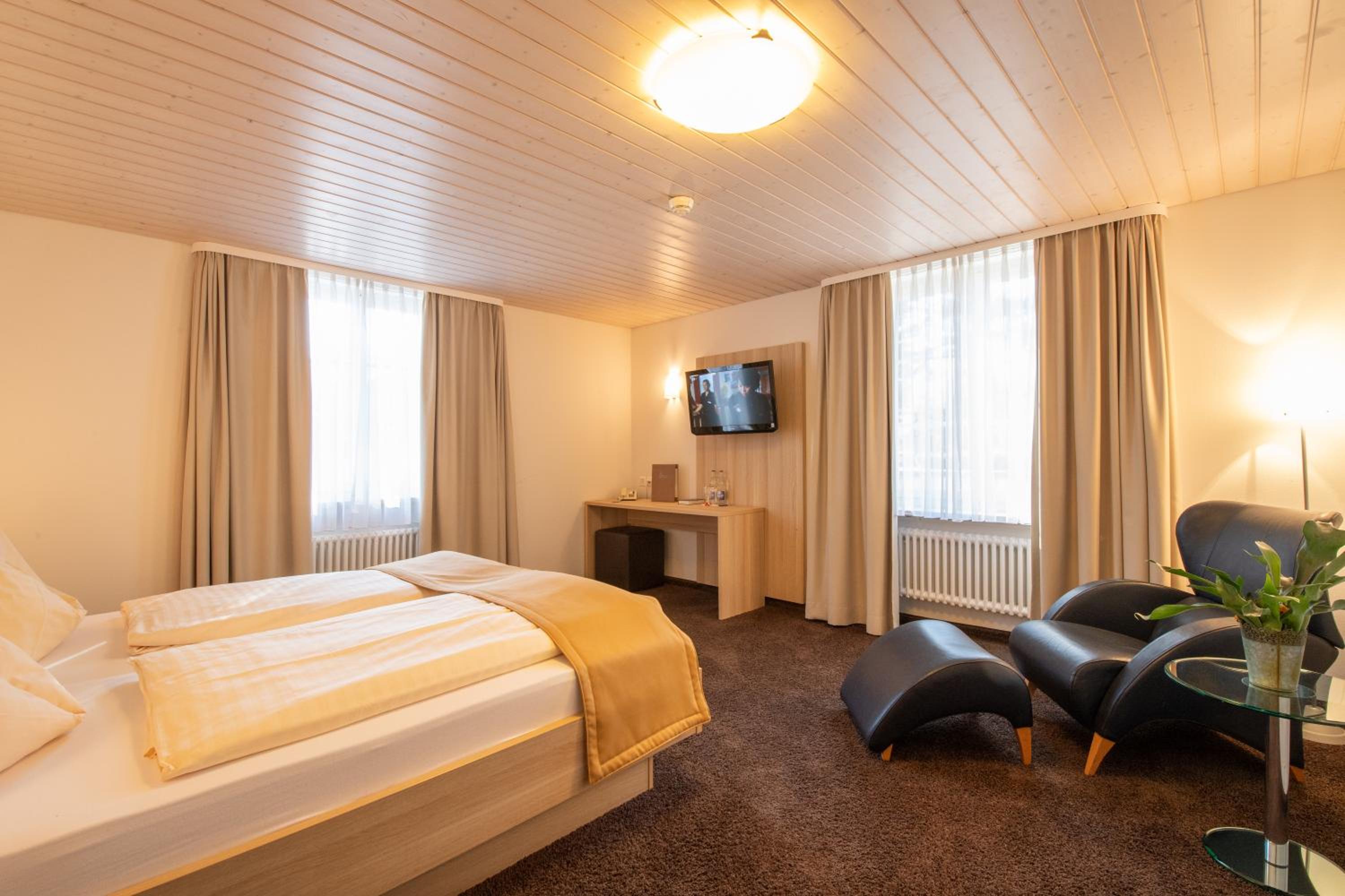 Deluxe Double Room with Bath