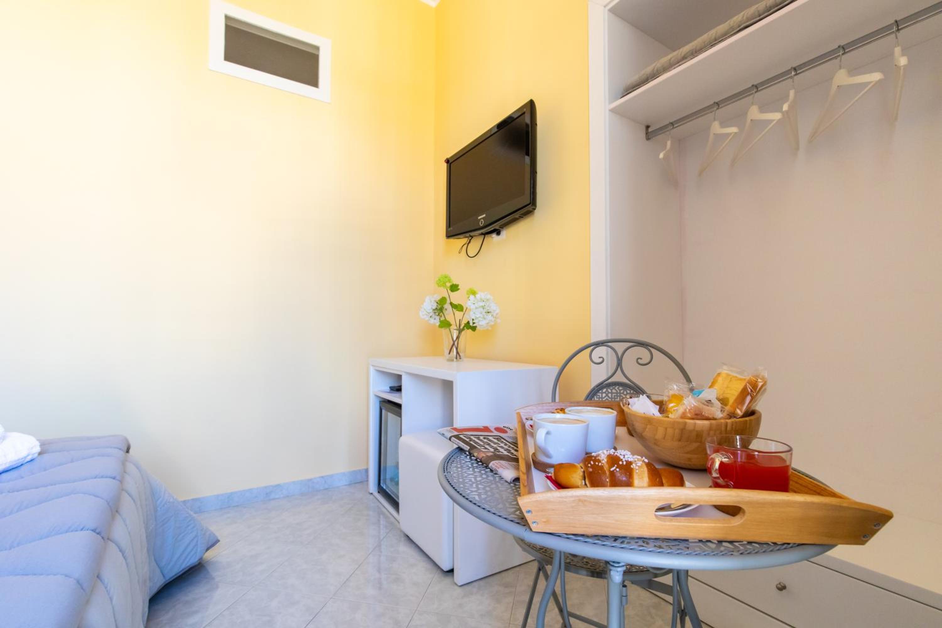 Economy Twin Room