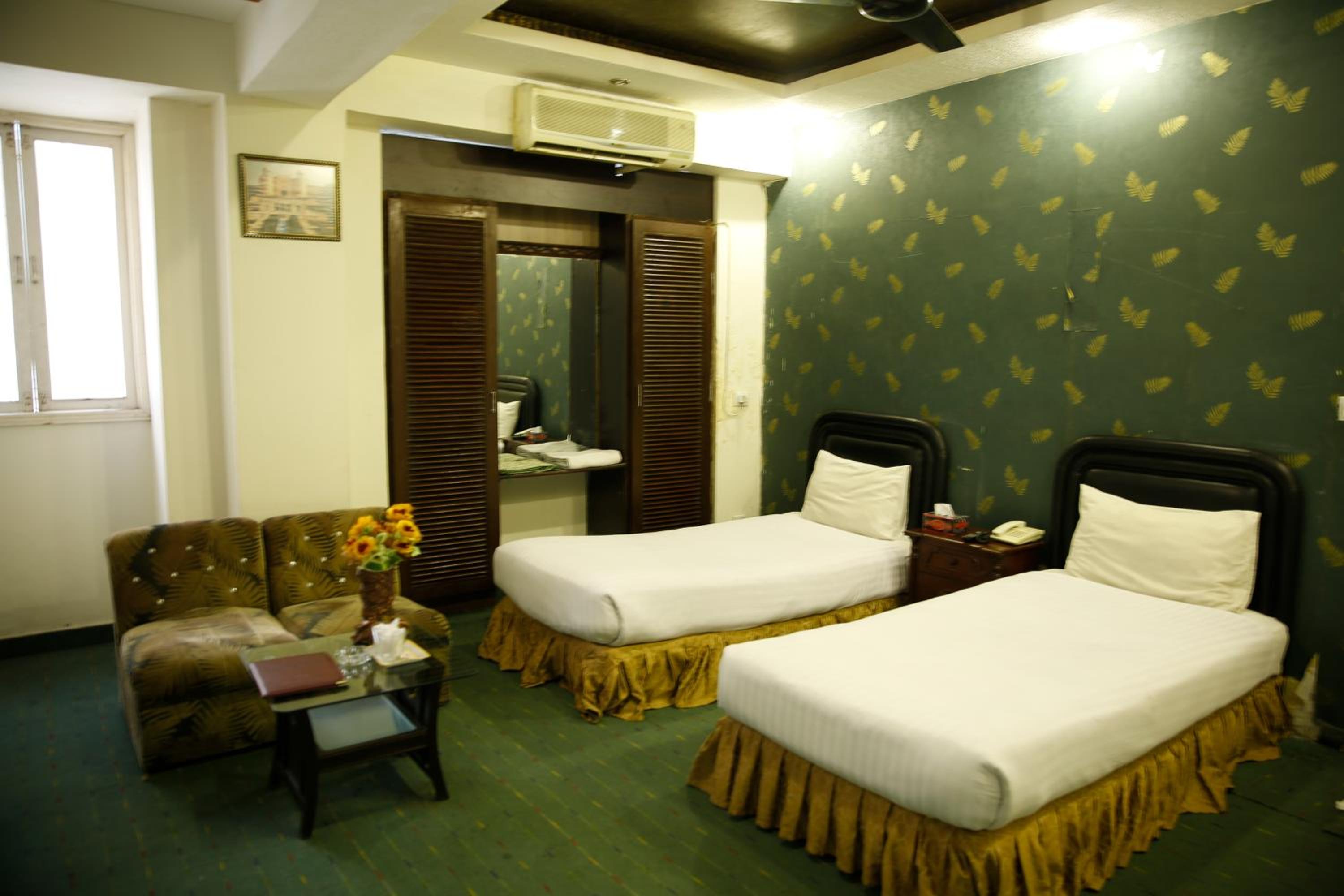 Deluxe Double Room photo 3