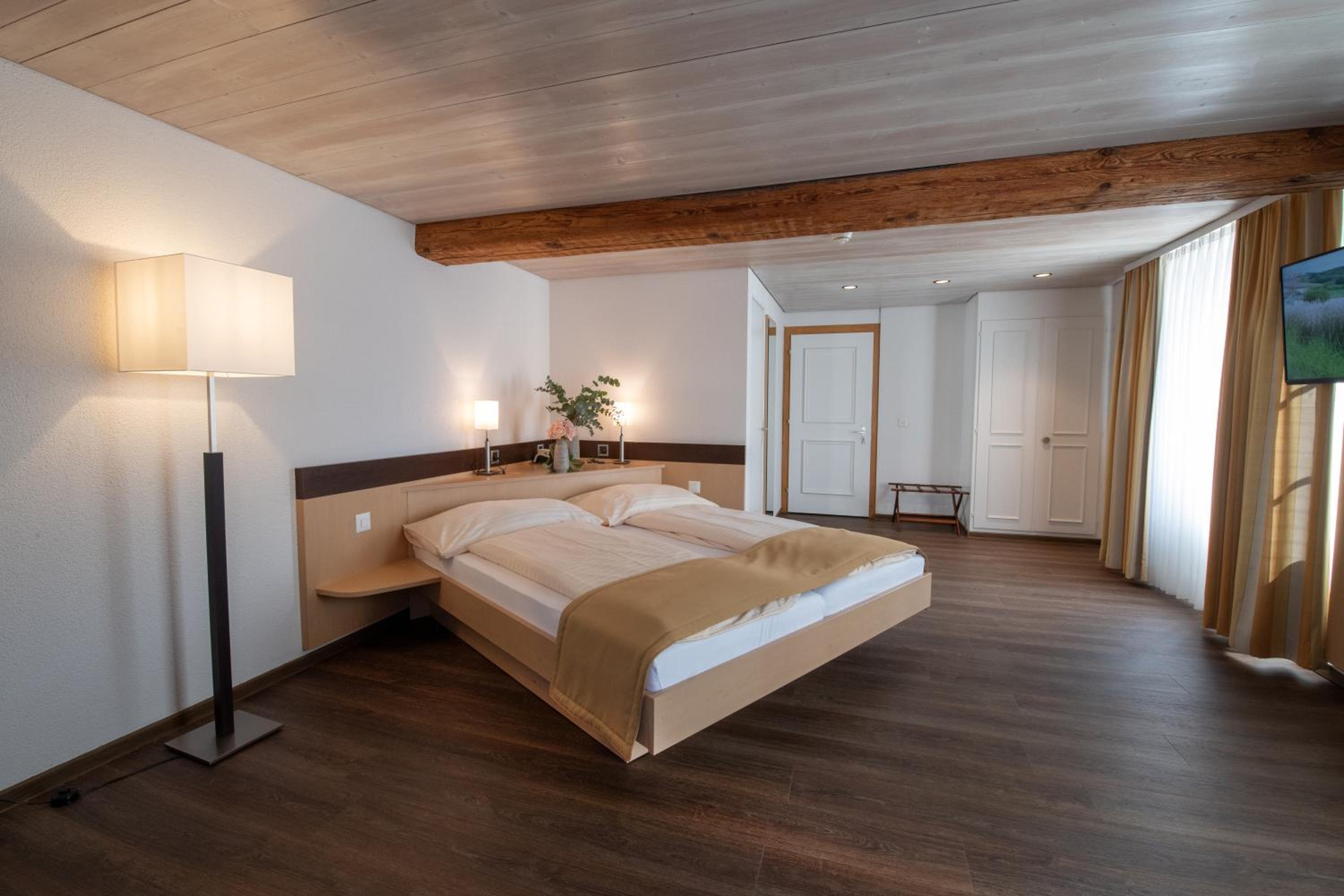 Large Double Room