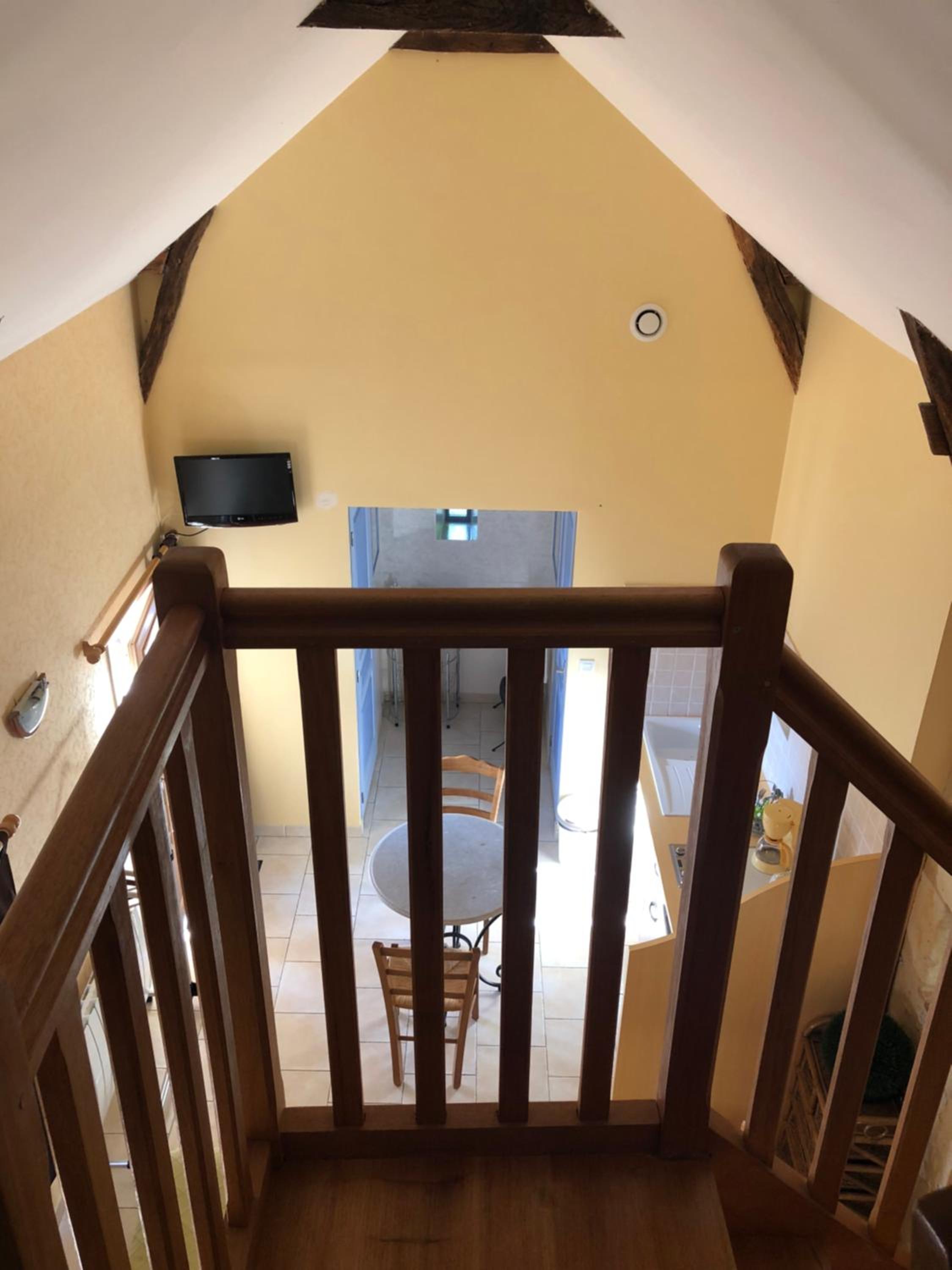 Quadruple Room with Private Bathroom photo 3