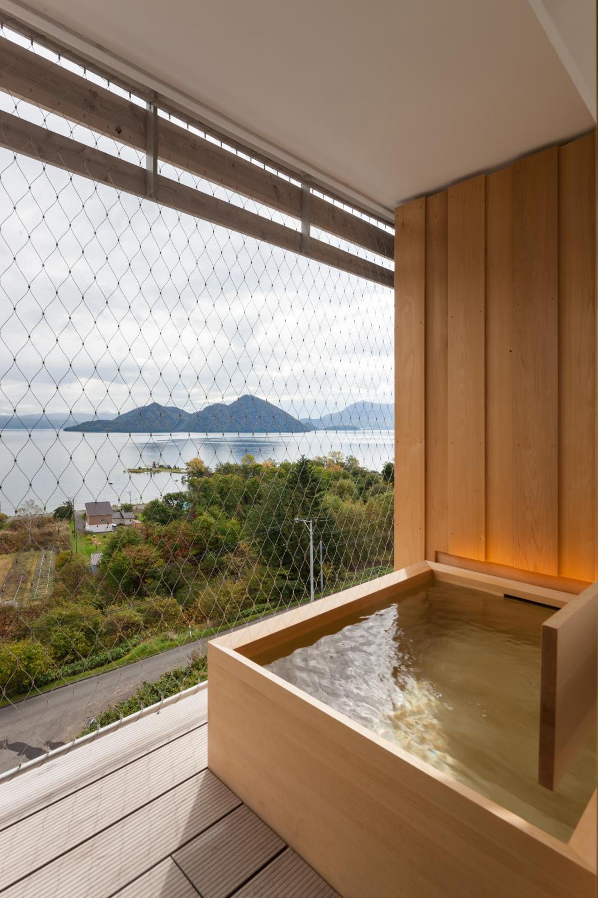 Triple Room with Lake View photo 3