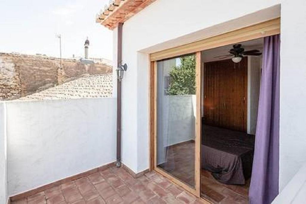 Four-Bedroom House photo 2