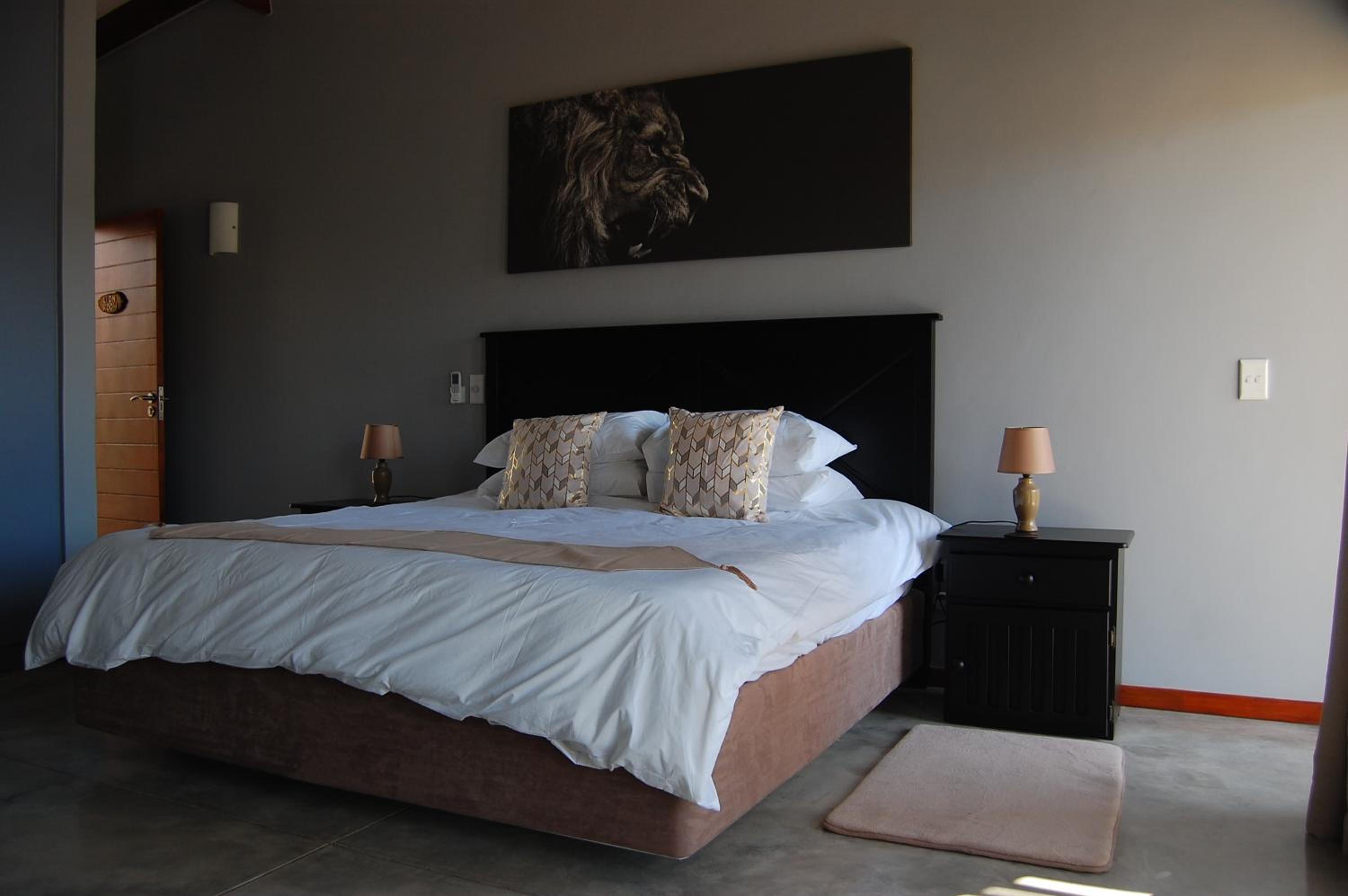 Luxury Villa photo 2