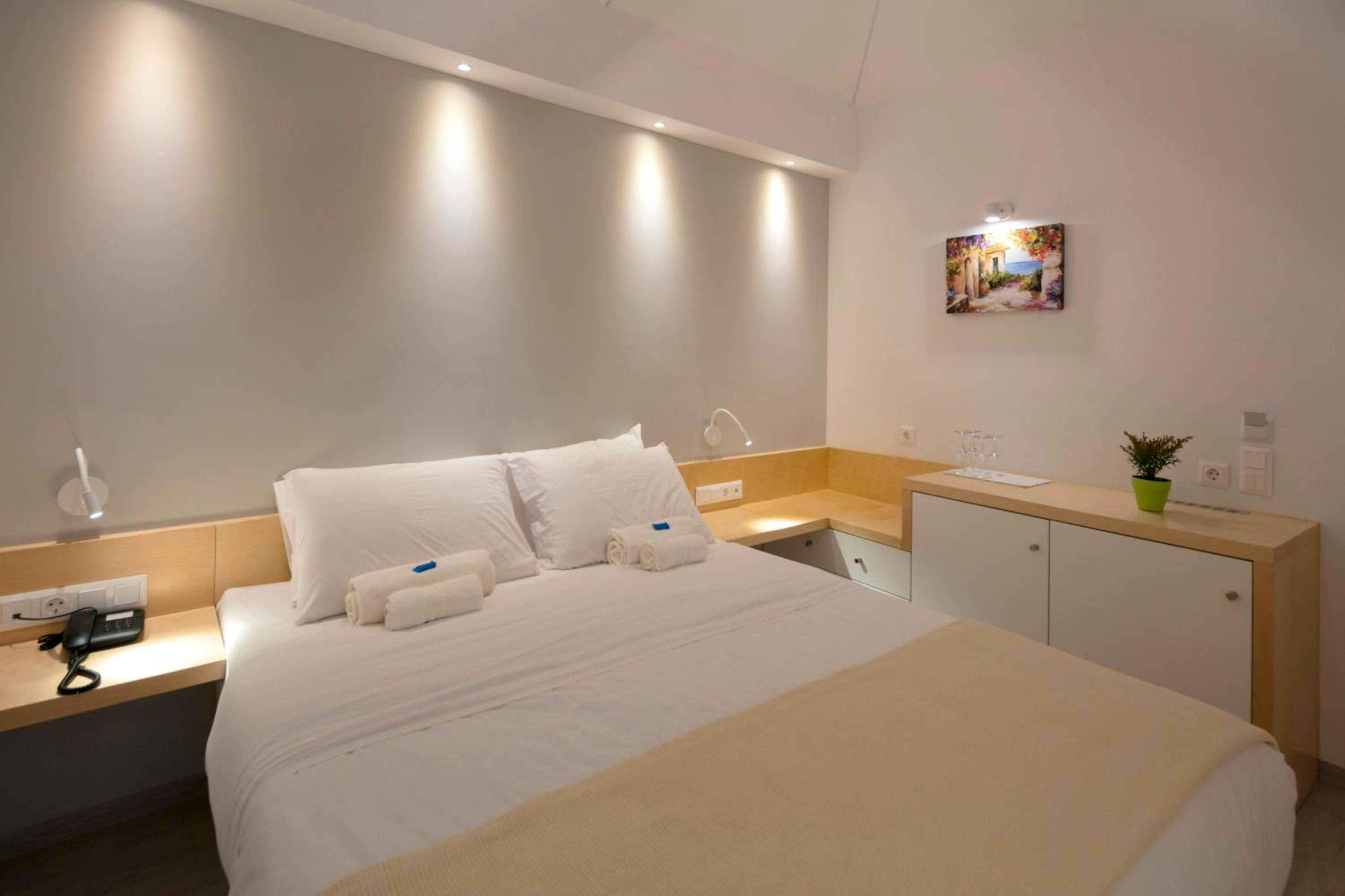 Double Room - Photo 1