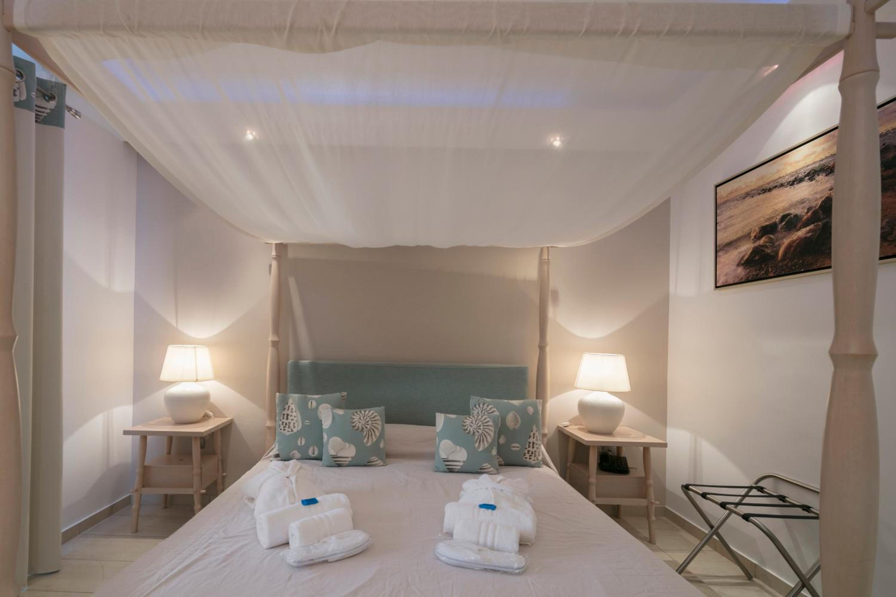 Deluxe Double Room with Sea View photo 3