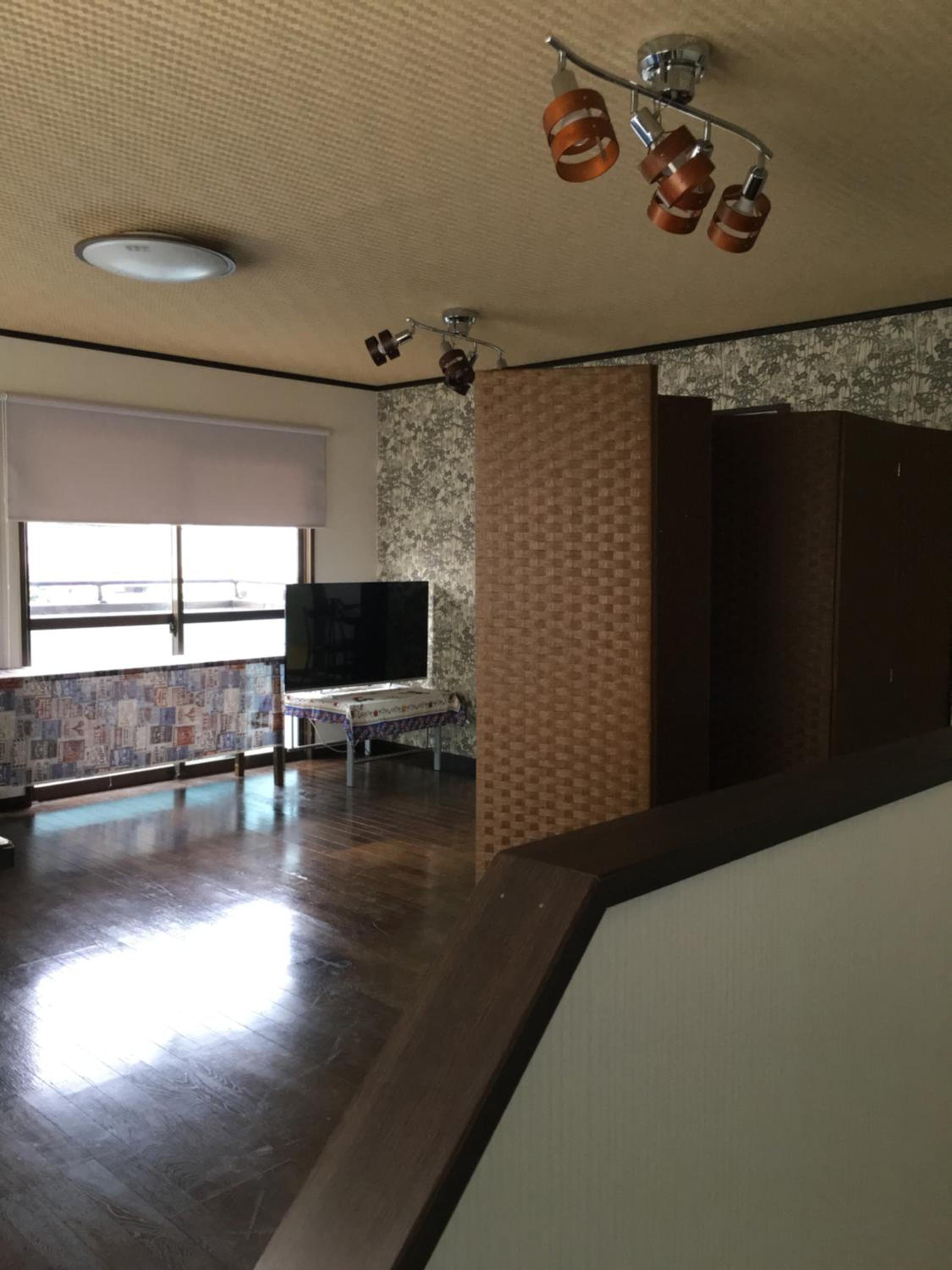 Apartment photo 2