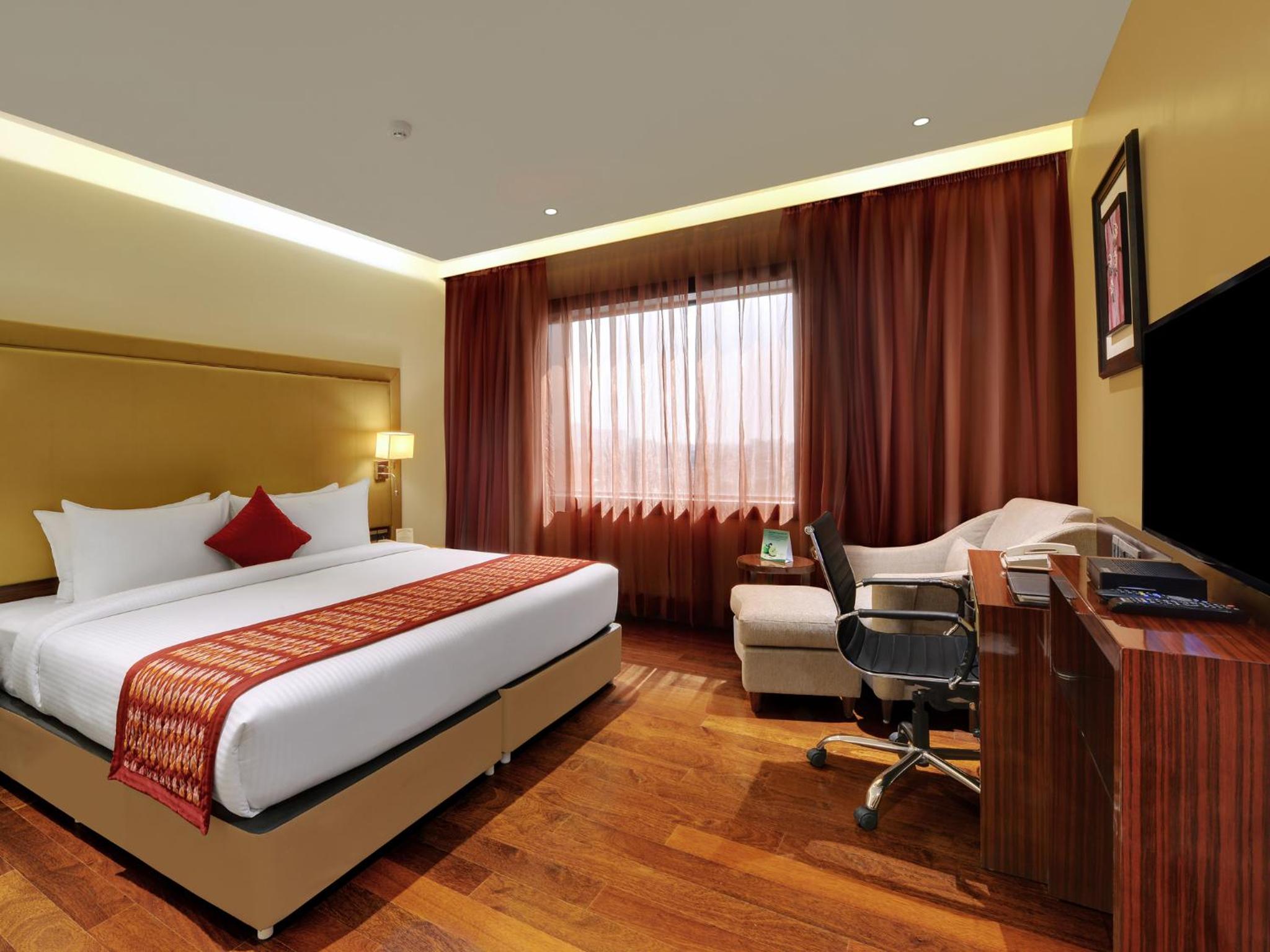 Fern Club Room (Avail 15% off on Spa Services) - Photo 3