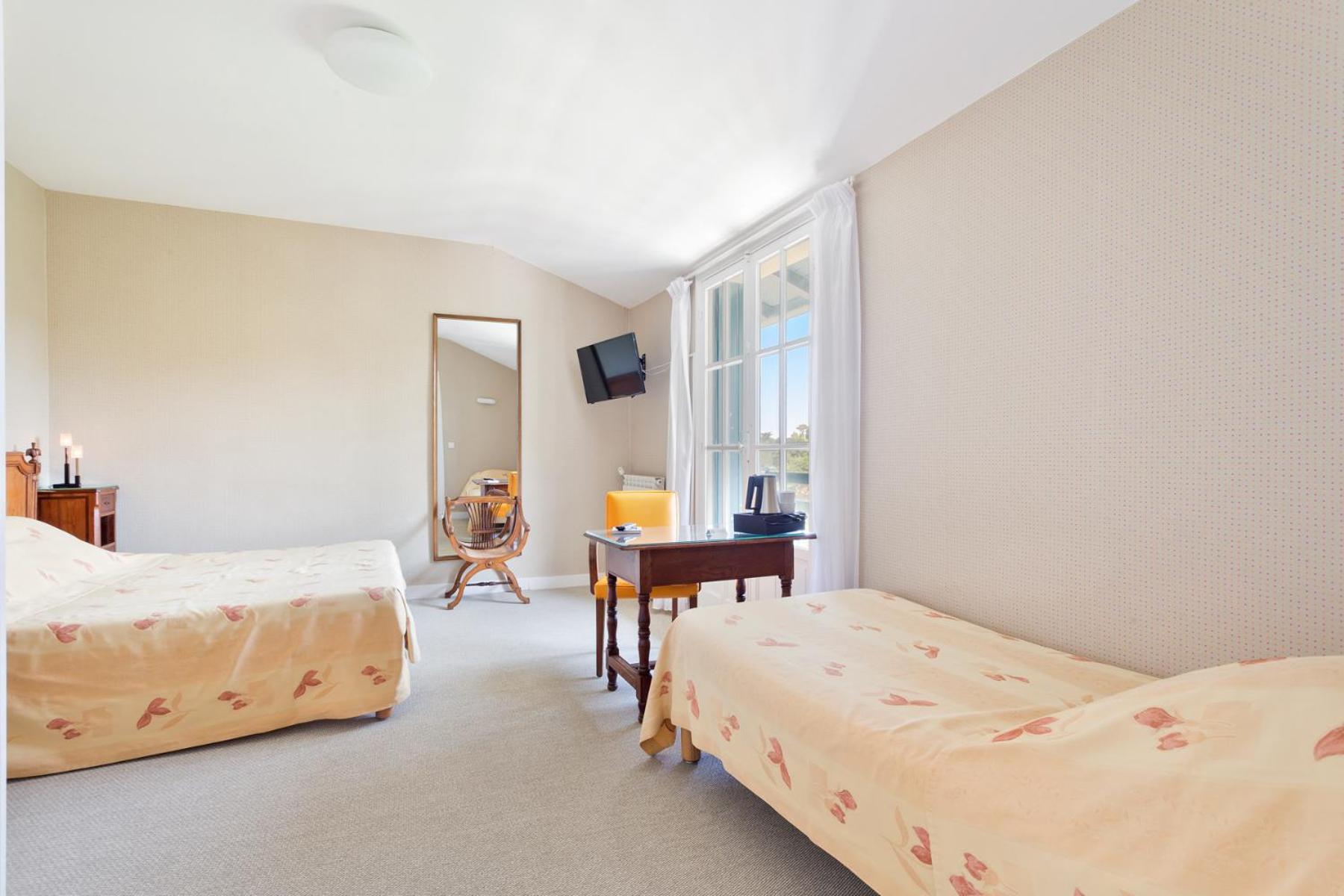 Comfort Triple Room