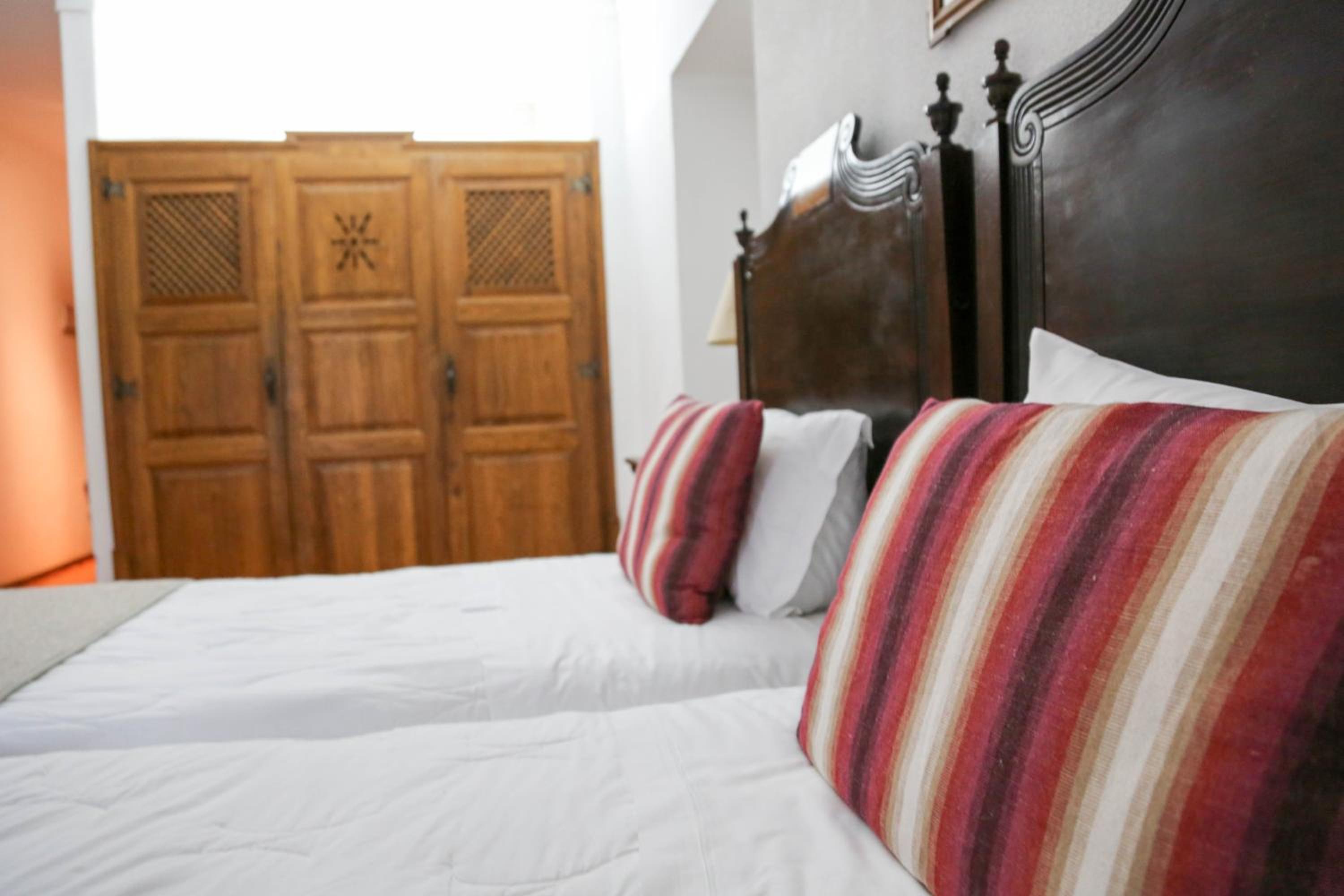 Standard Twin Room with Mountain View photo 2