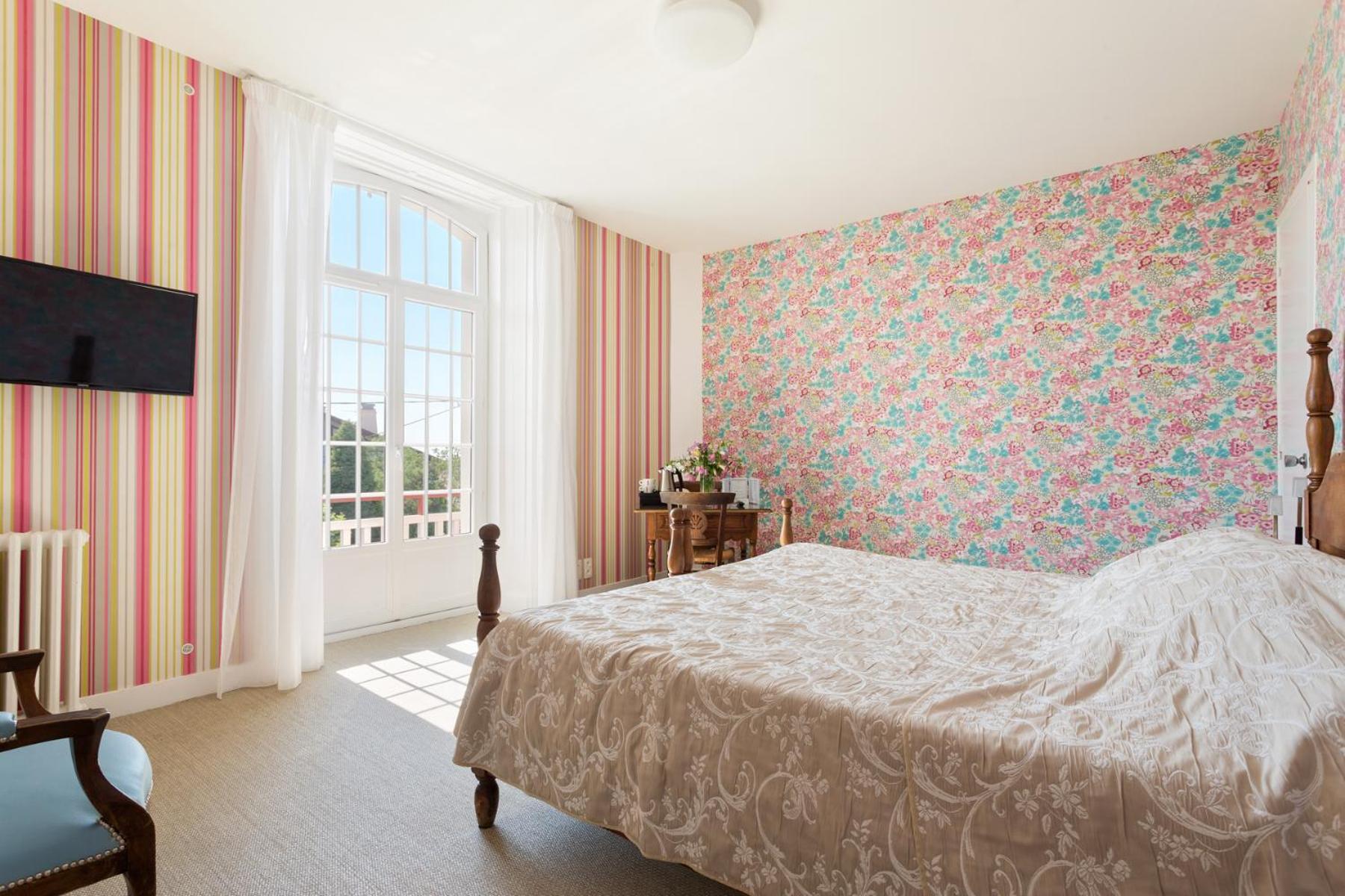 Deluxe Family Suite photo 3