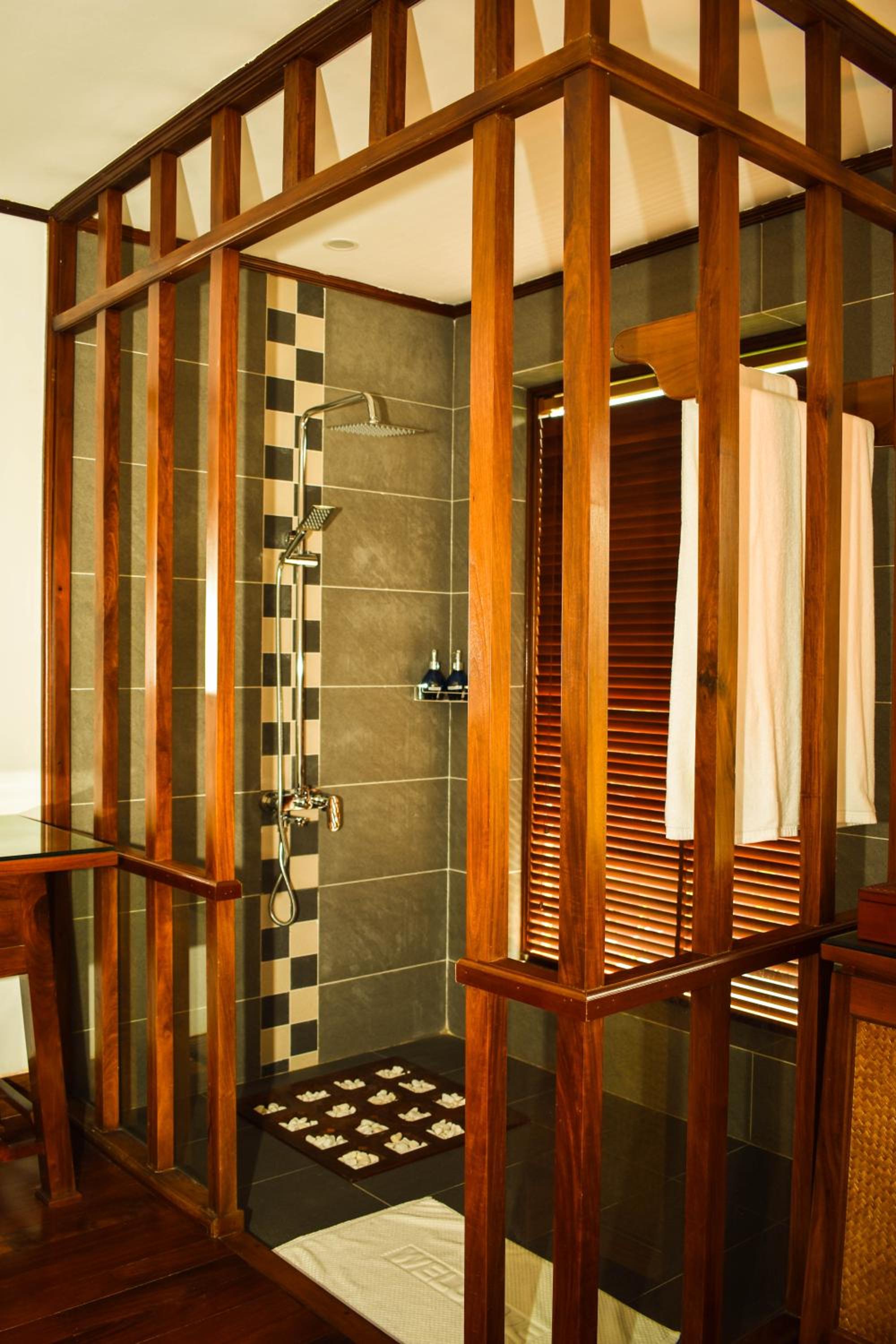 Riverfront Villa Twin