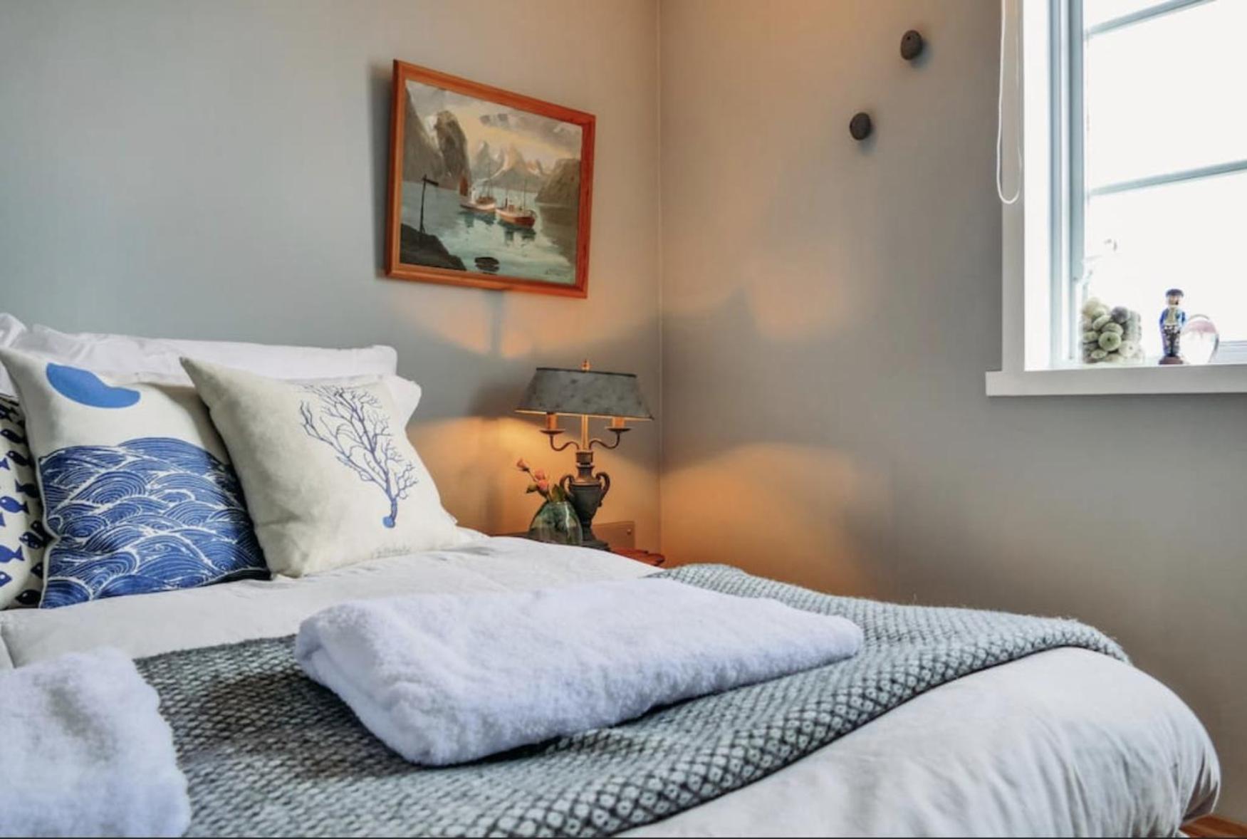 Standard Double Room with Shared Bathroom photo 2