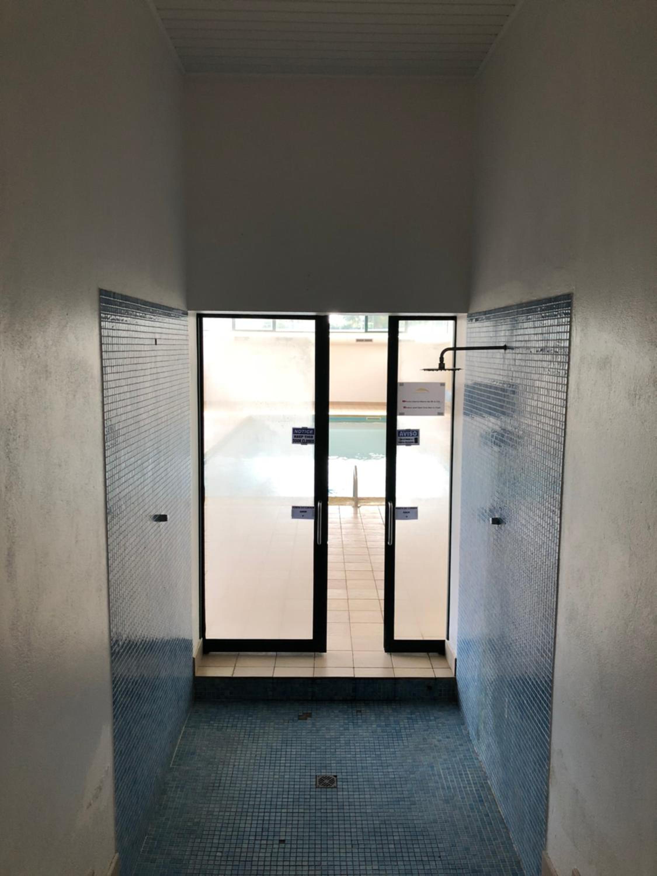 Apartment - Photo 32