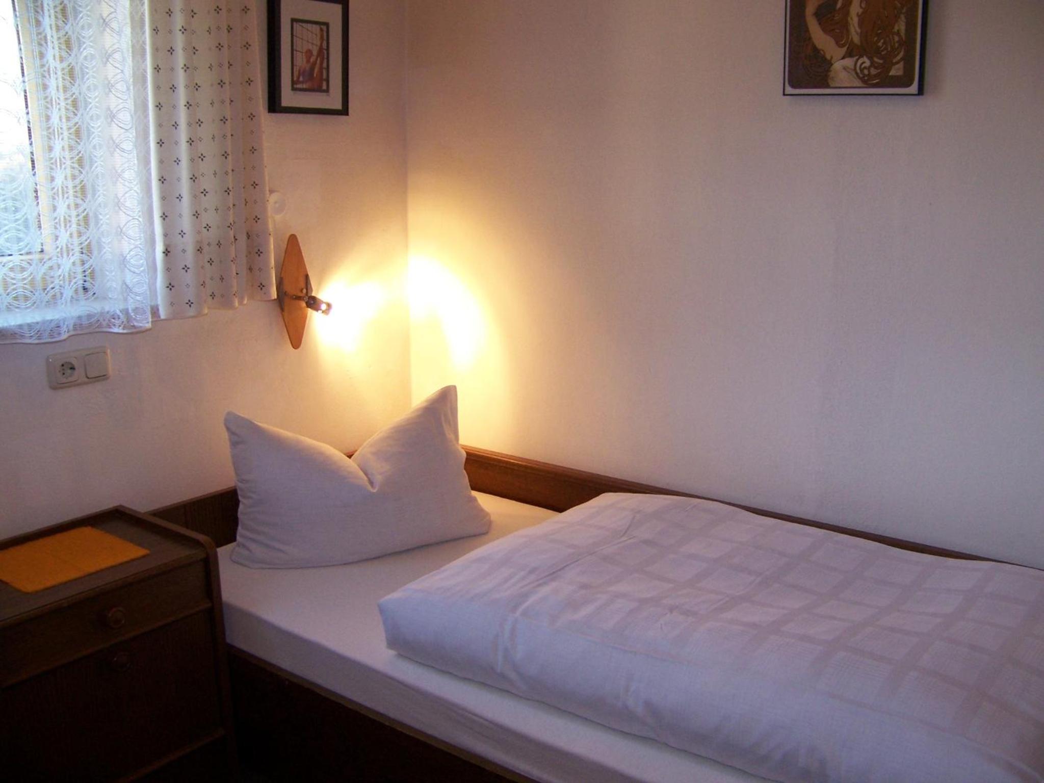 Two-Bedroom Apartment (3 Adults) - No. 5 photo 3