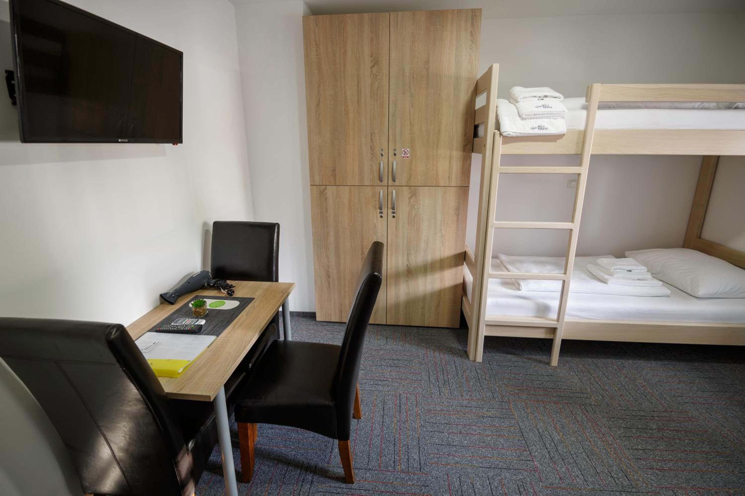 Quadruple Room with Bathroom photo 1